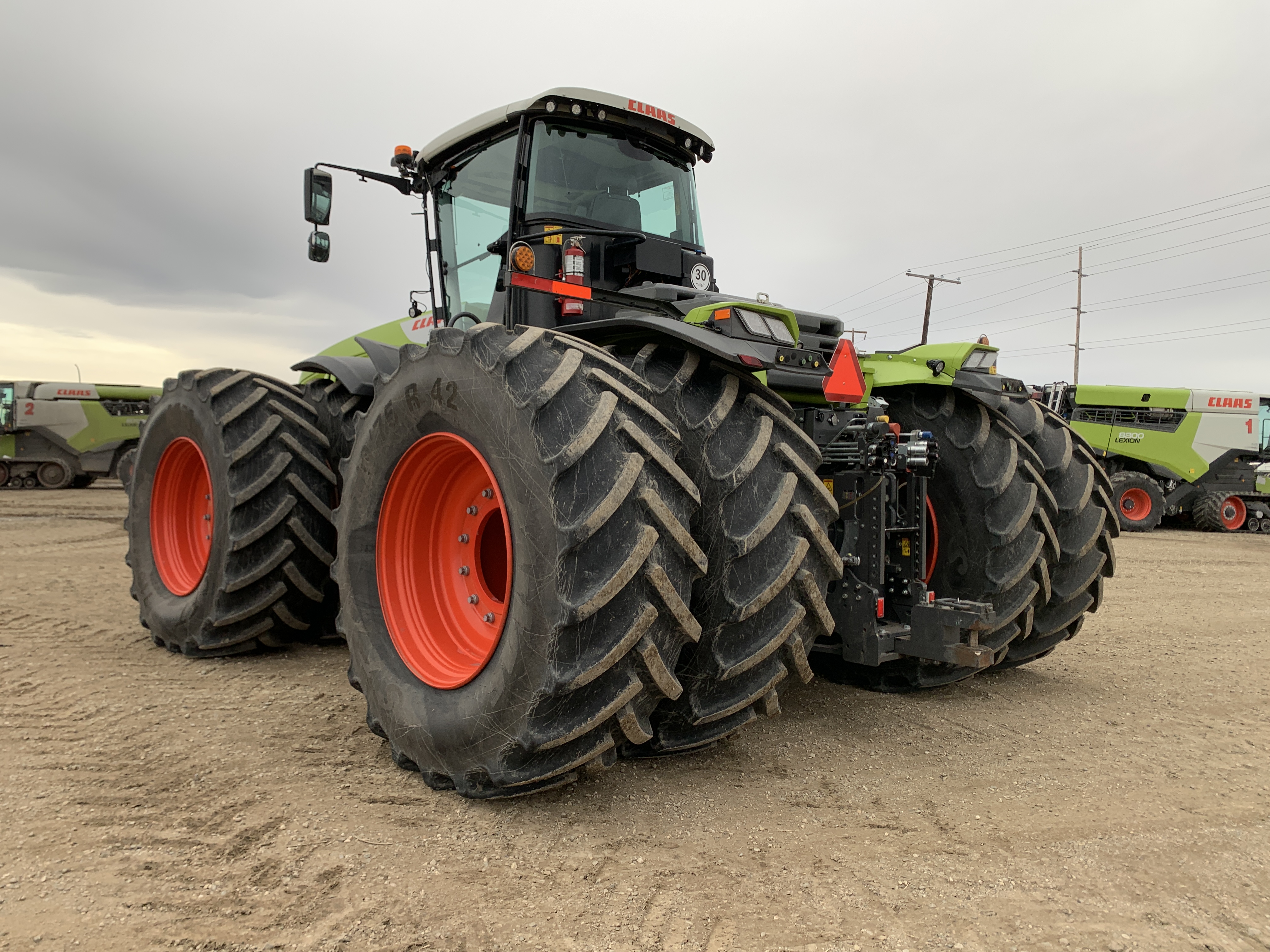2022 CLAAS Xerion 5000 Trac Tractor
