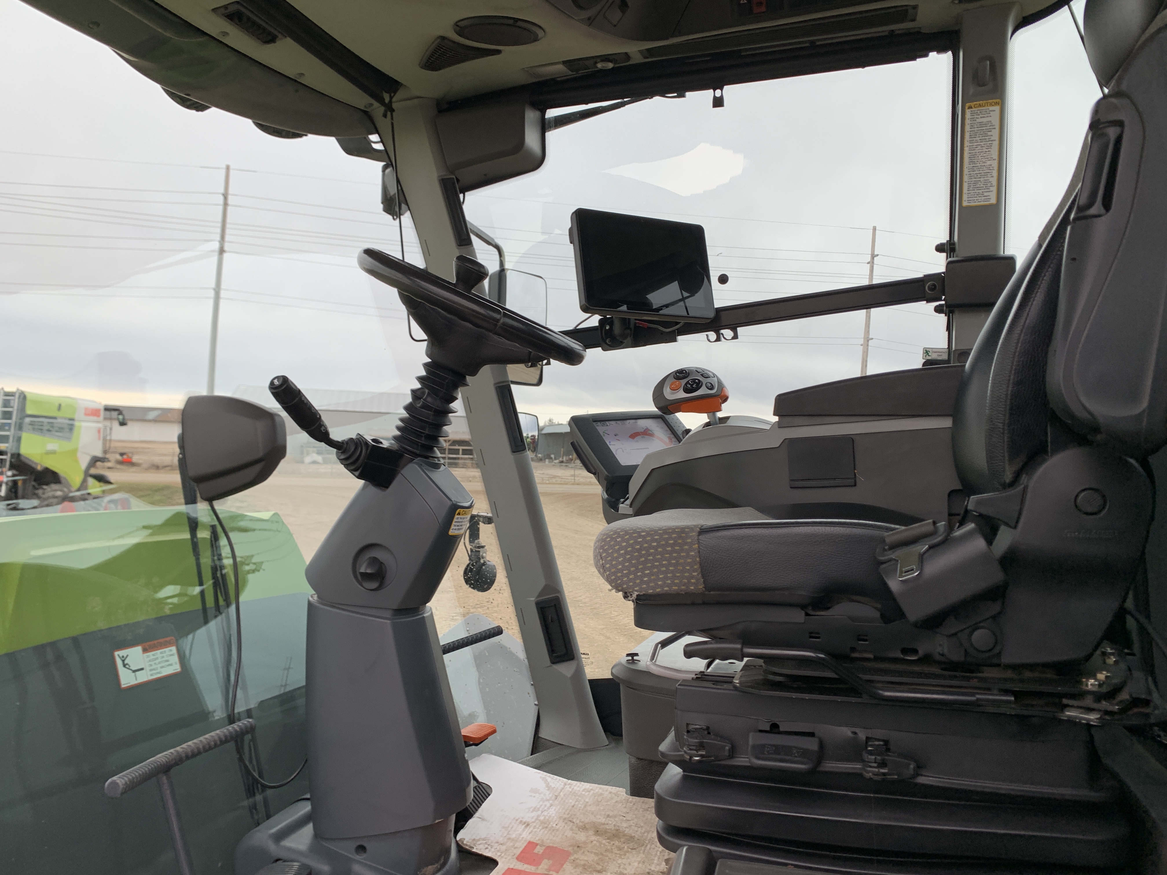 2018 CLAAS Xerion 5000 Trac Tractor