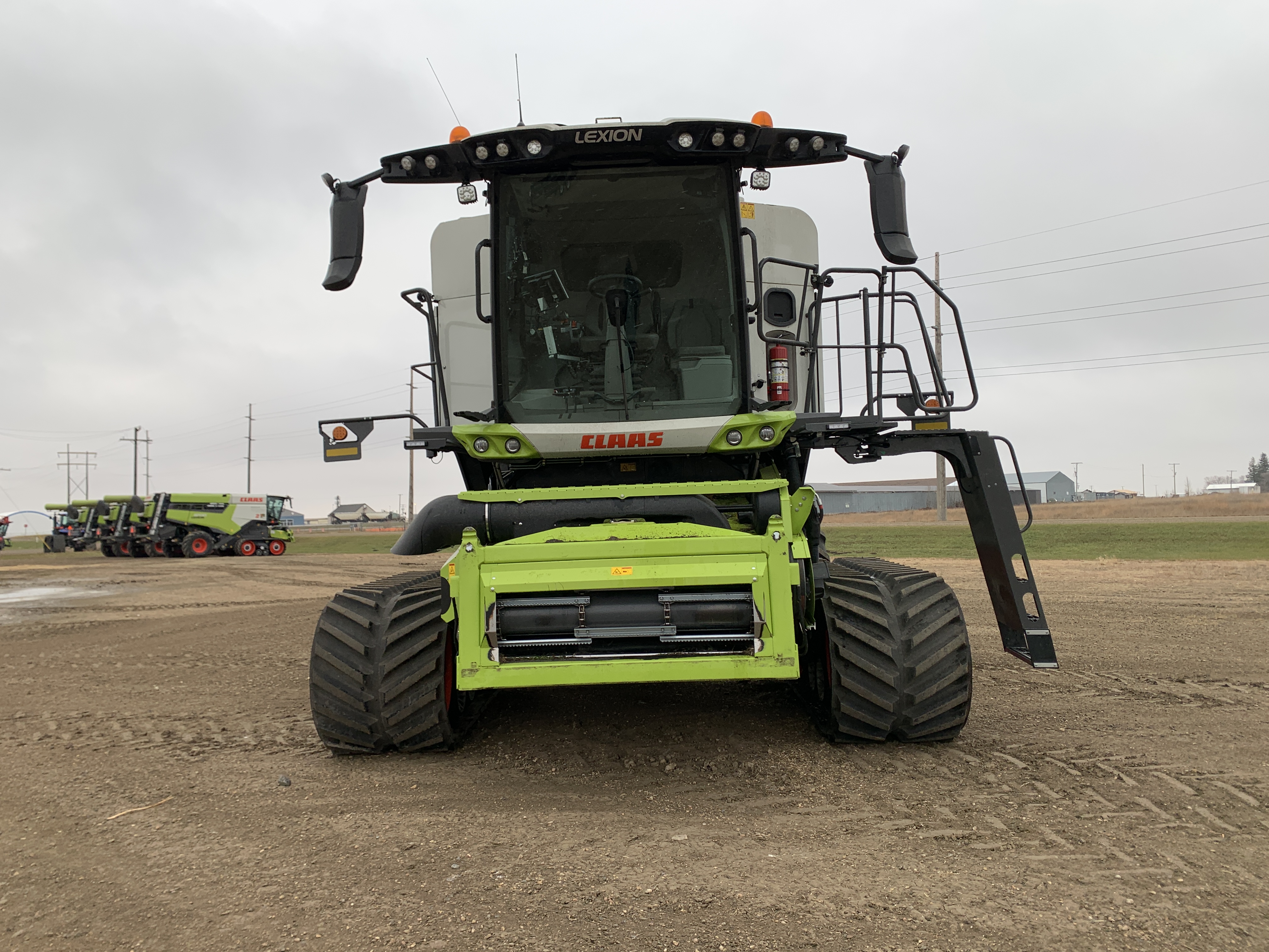 2025 CLAAS 8700TT Combine