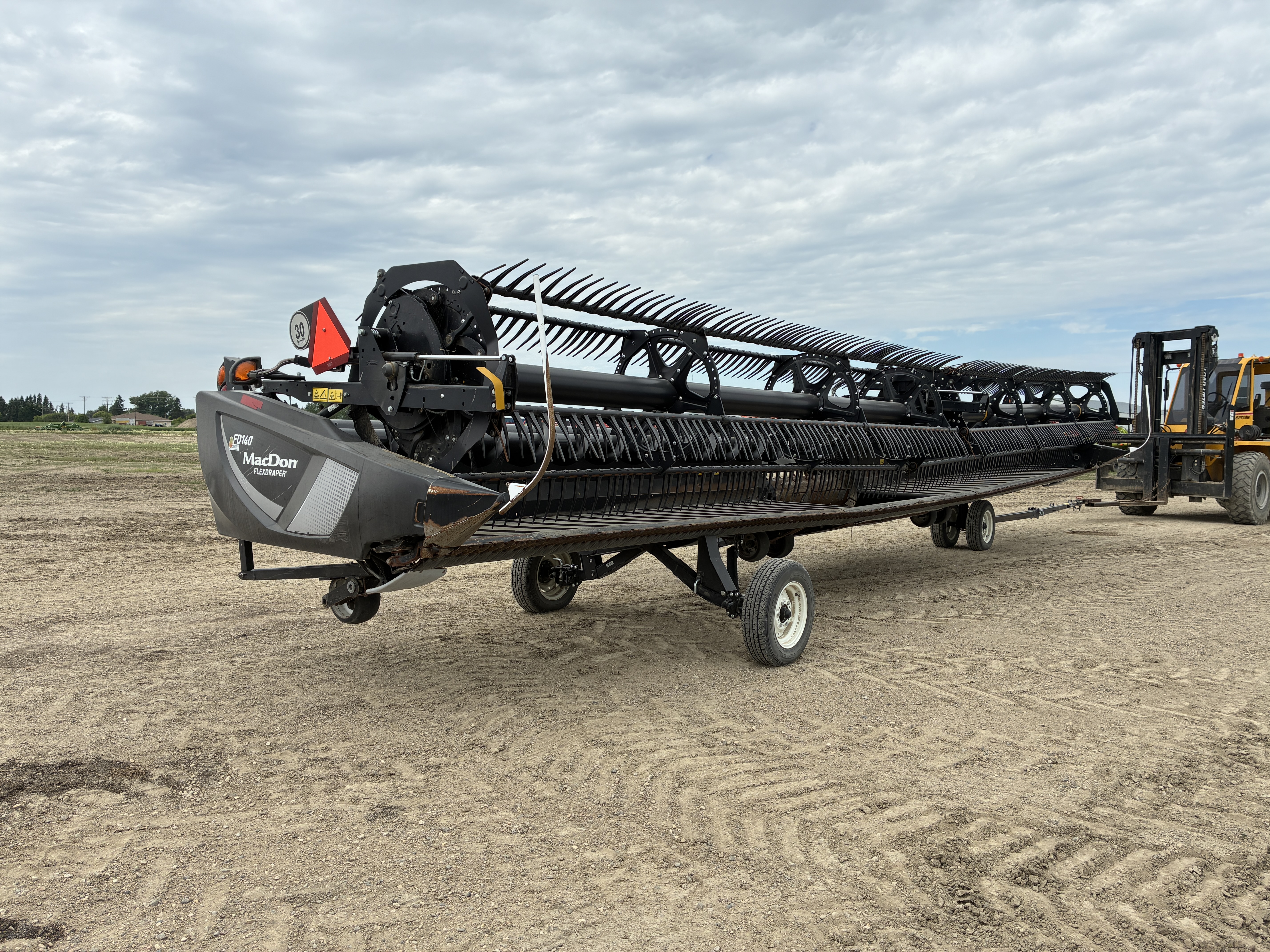 2022 MacDon FD140 Header Draper Flex