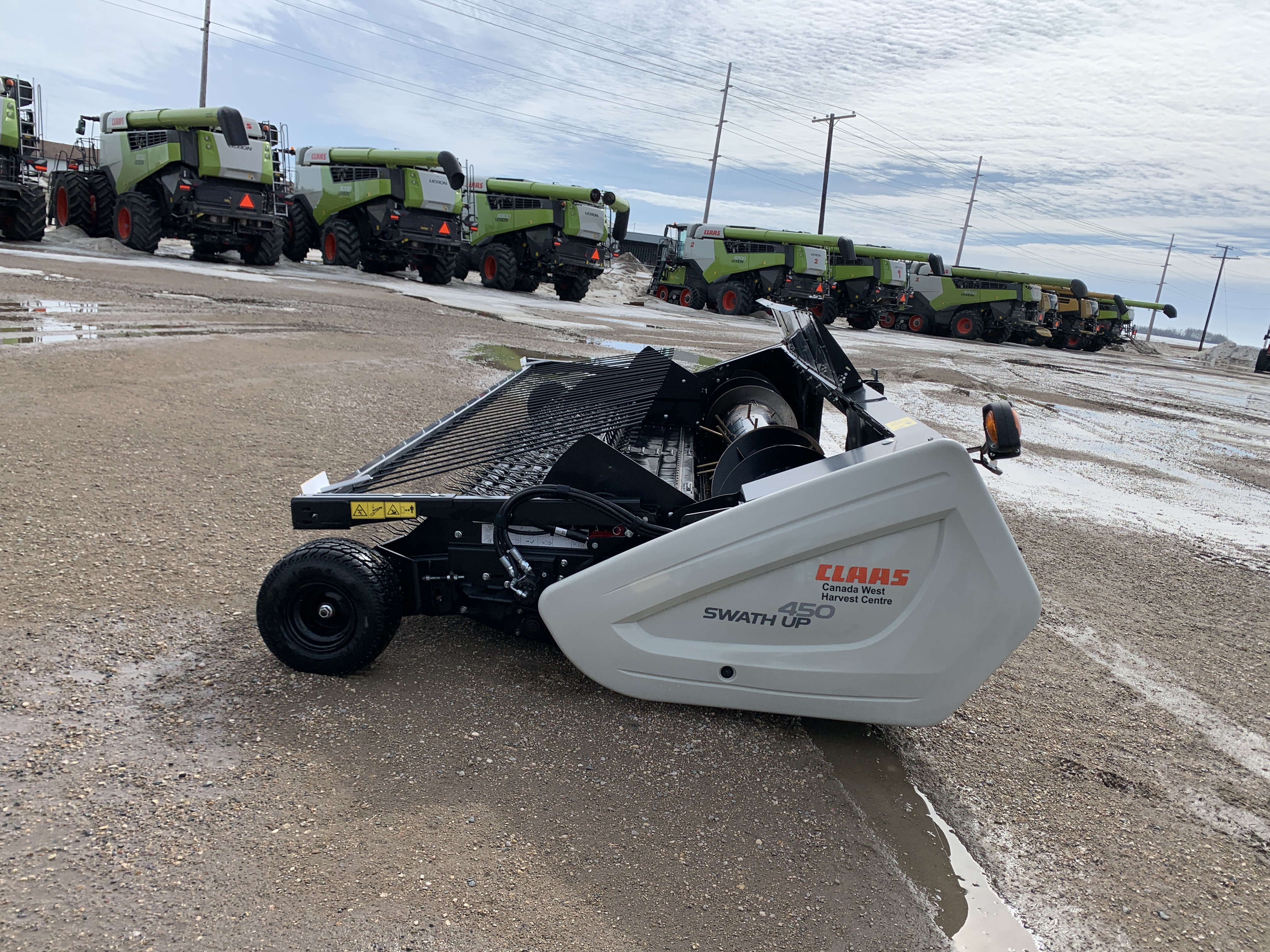 2020 CLAAS 450 Header Pickup