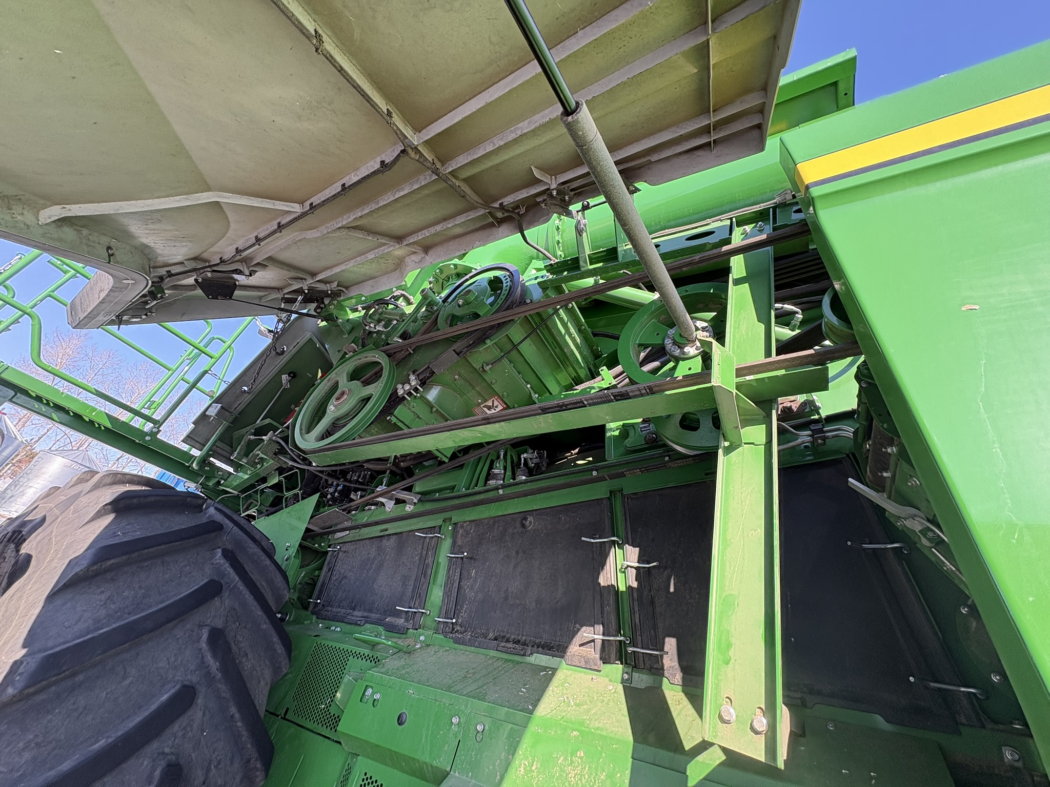 2025 John Deere X9 1100 Combine