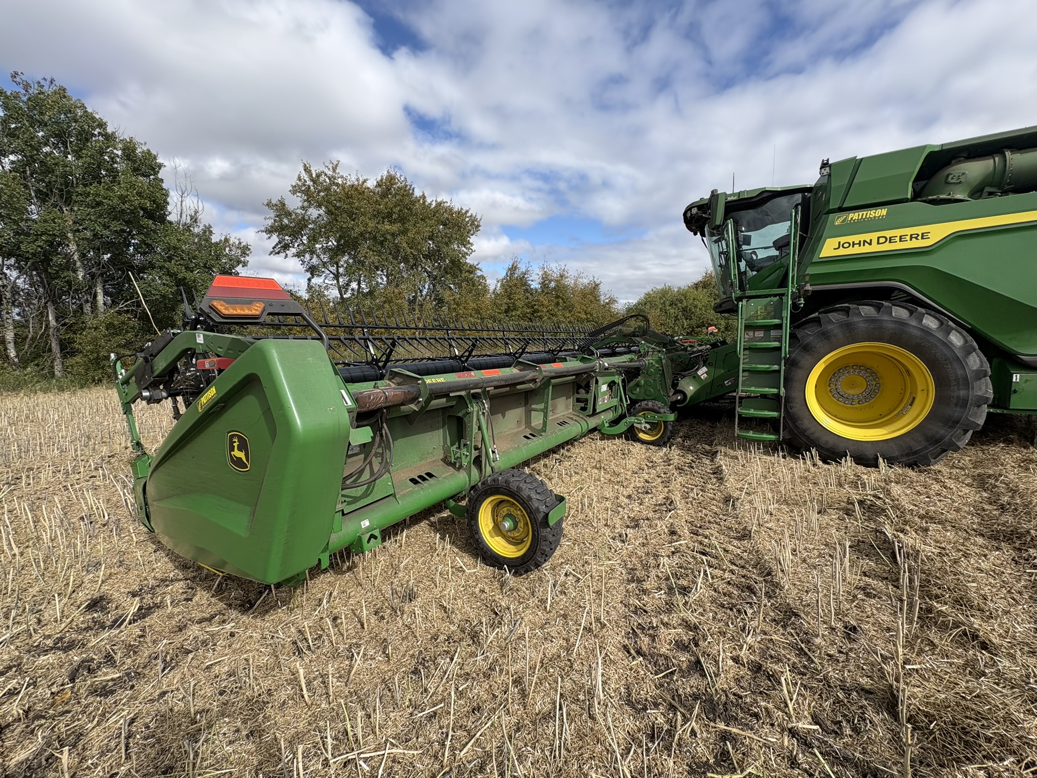 2025 John Deere X9 1100 Combine