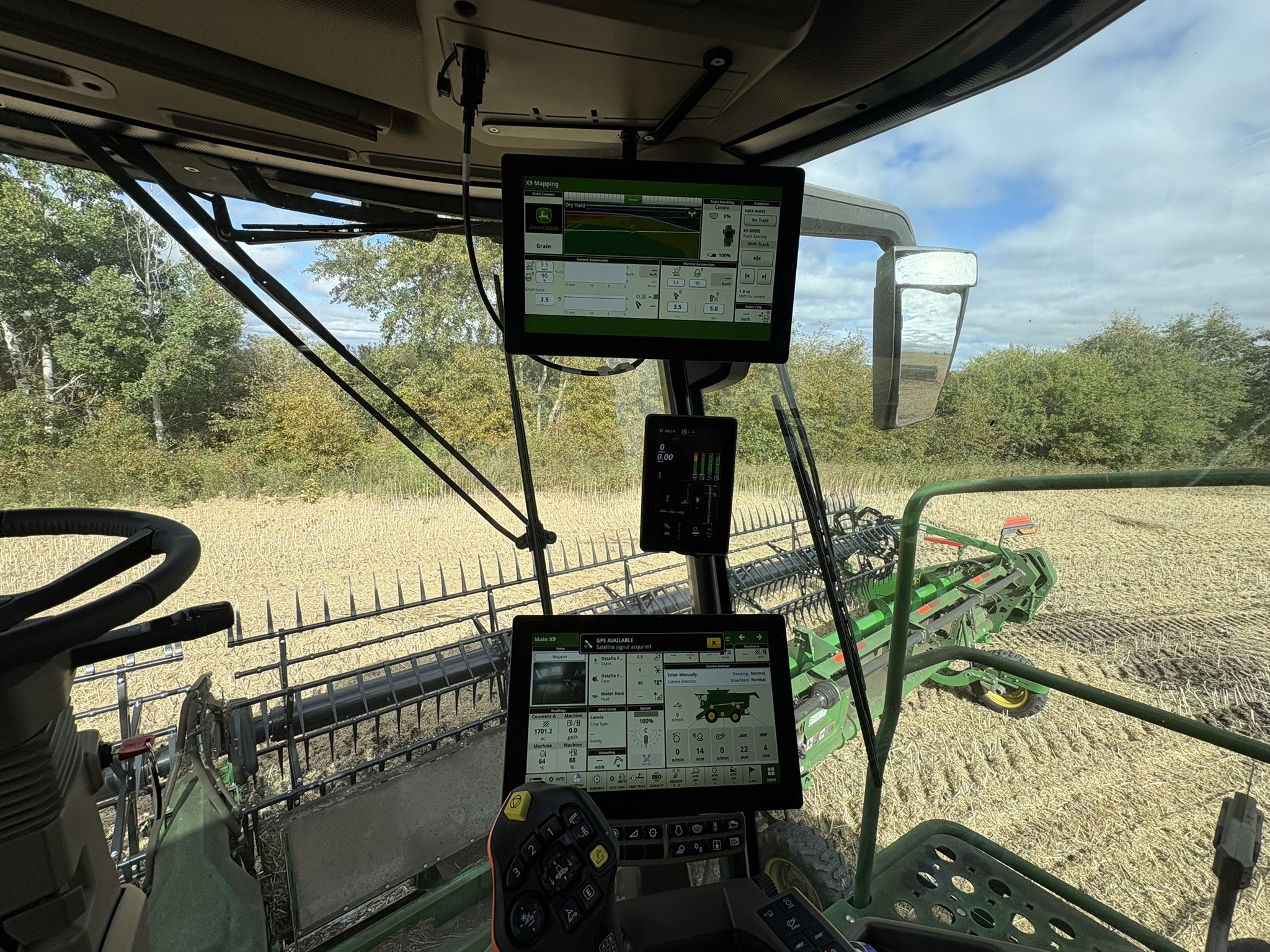 2025 John Deere X9 1100 Combine