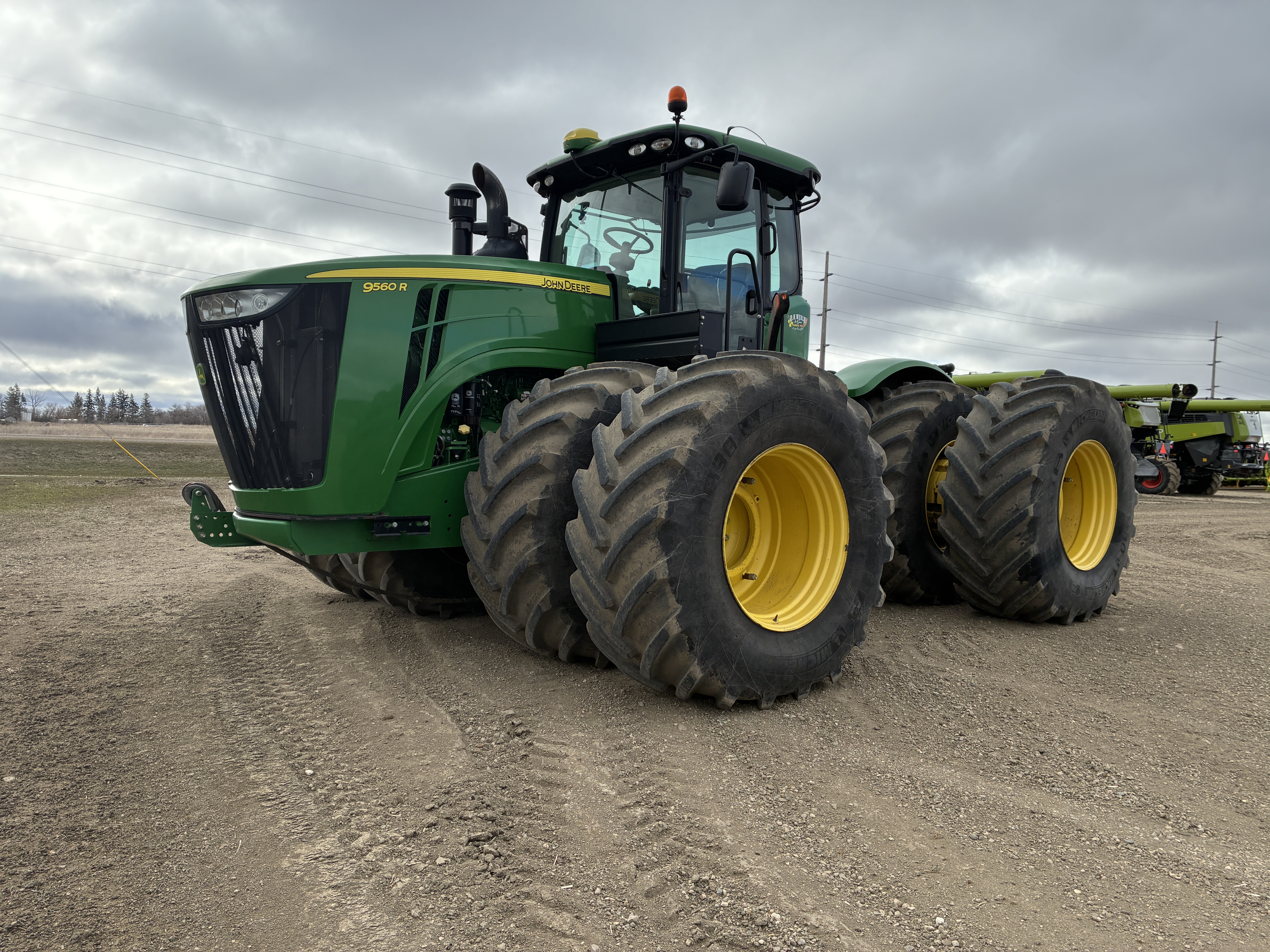 2014 John Deere 9560R Tractor