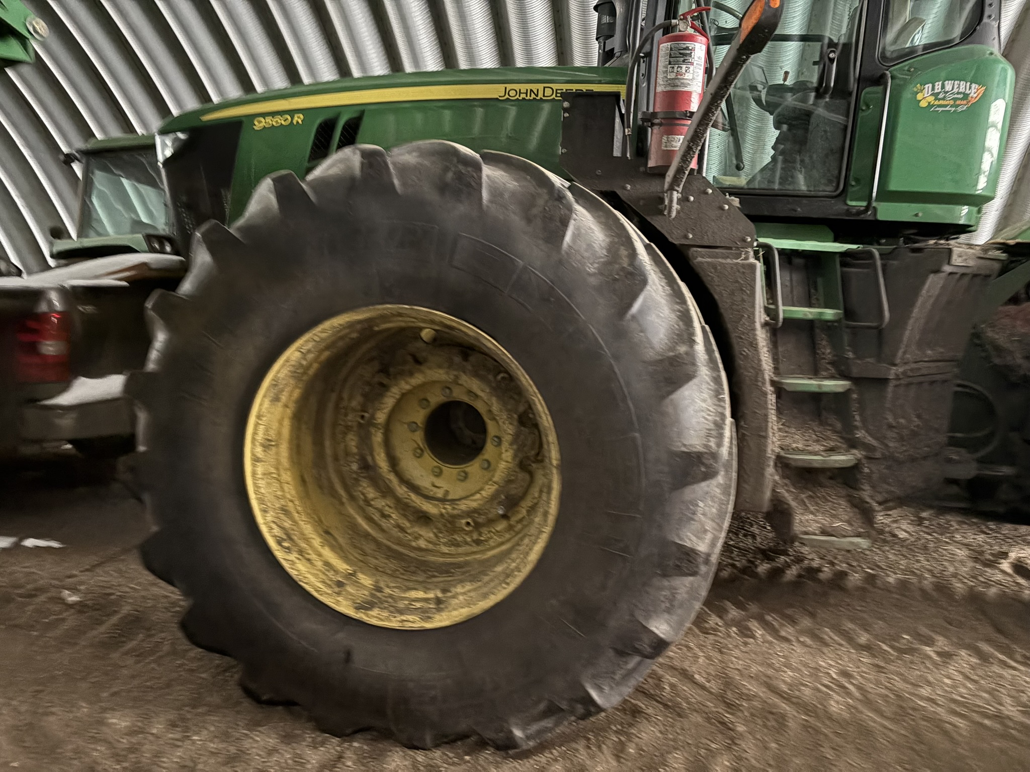2014 John Deere 9560R Tractor