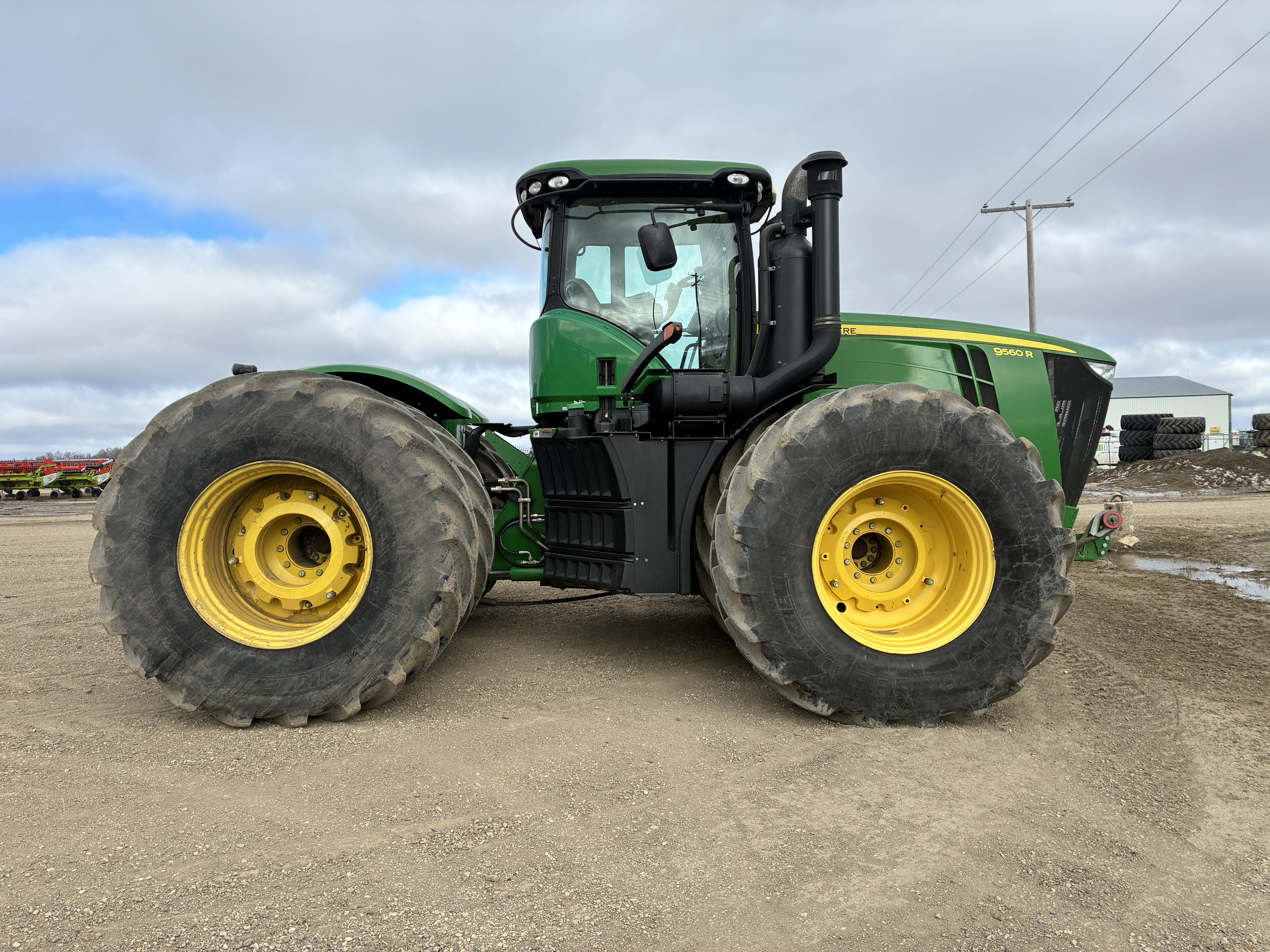 2014 John Deere 9560R Tractor