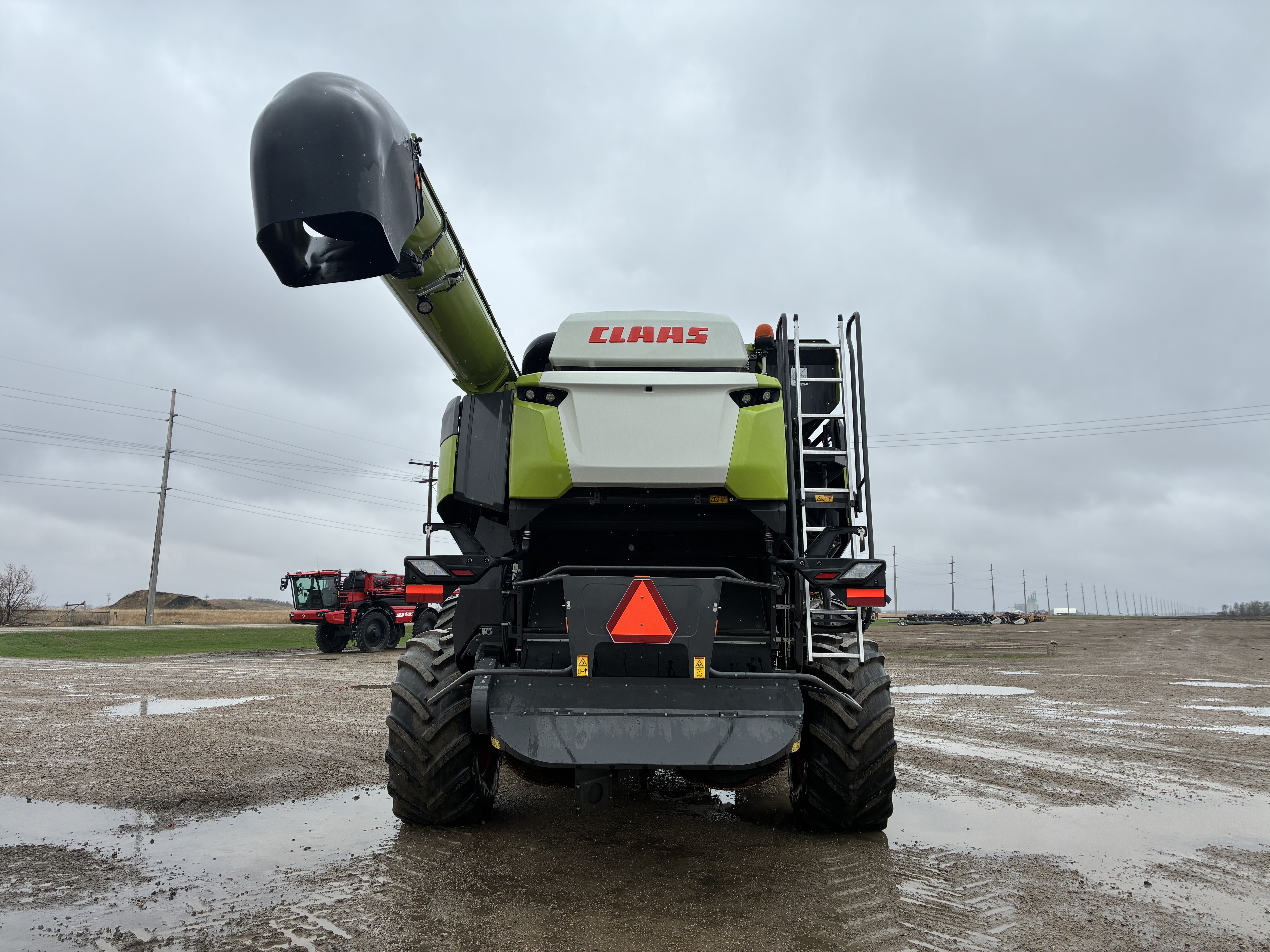 2023 CLAAS 8700 Combine