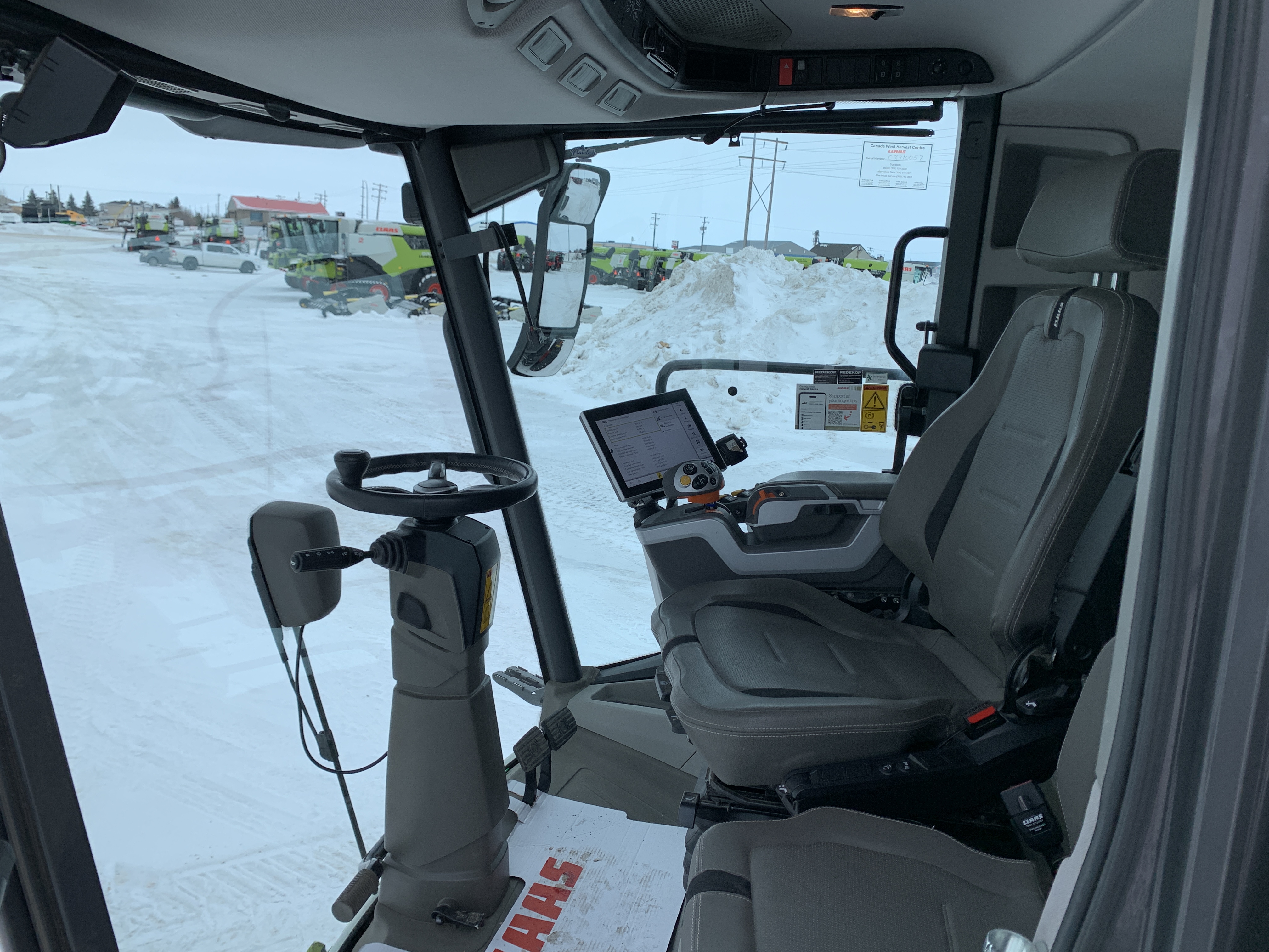 2023 CLAAS 8700 Combine