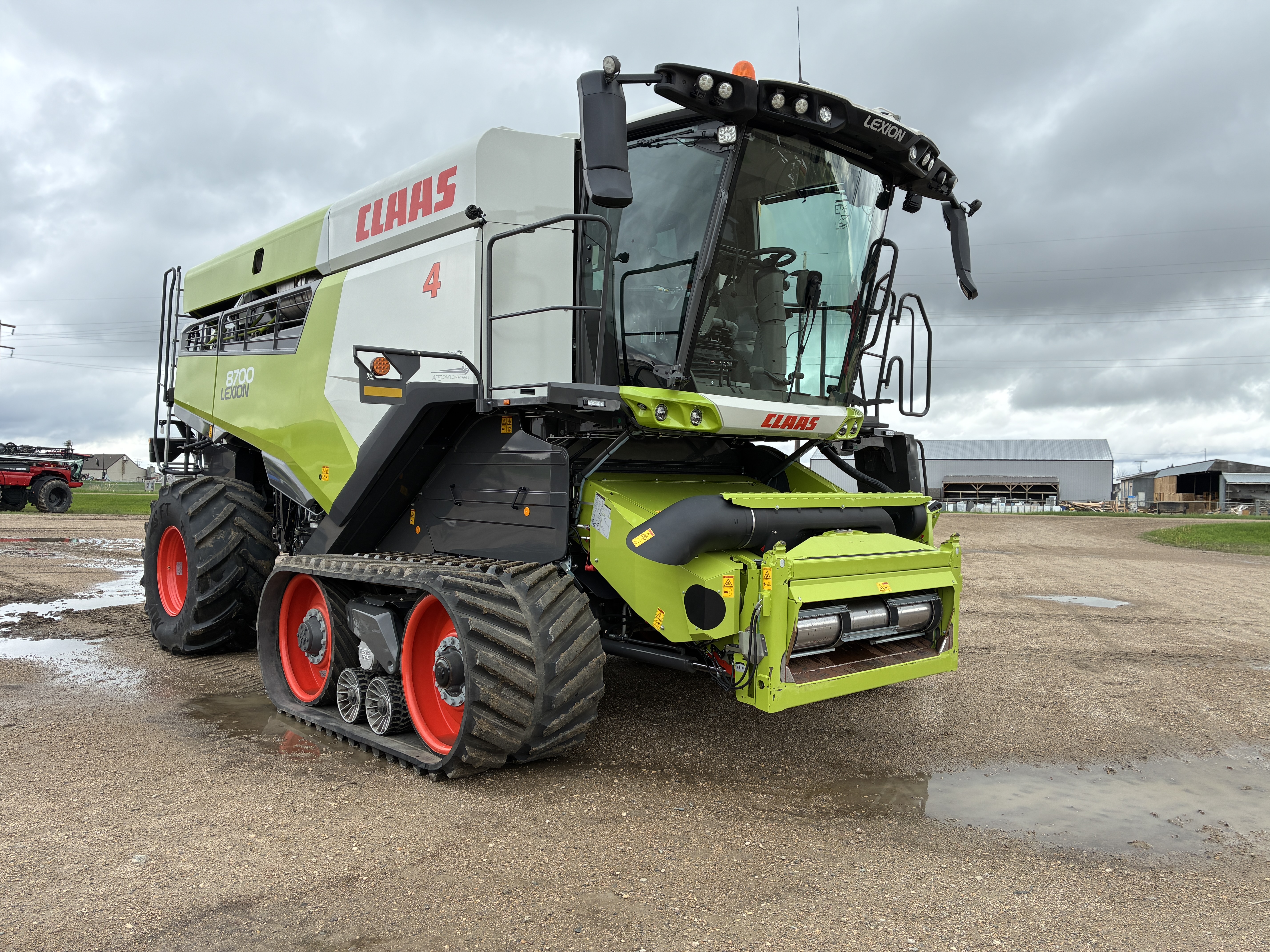 2024 CLAAS 8700TT Combine