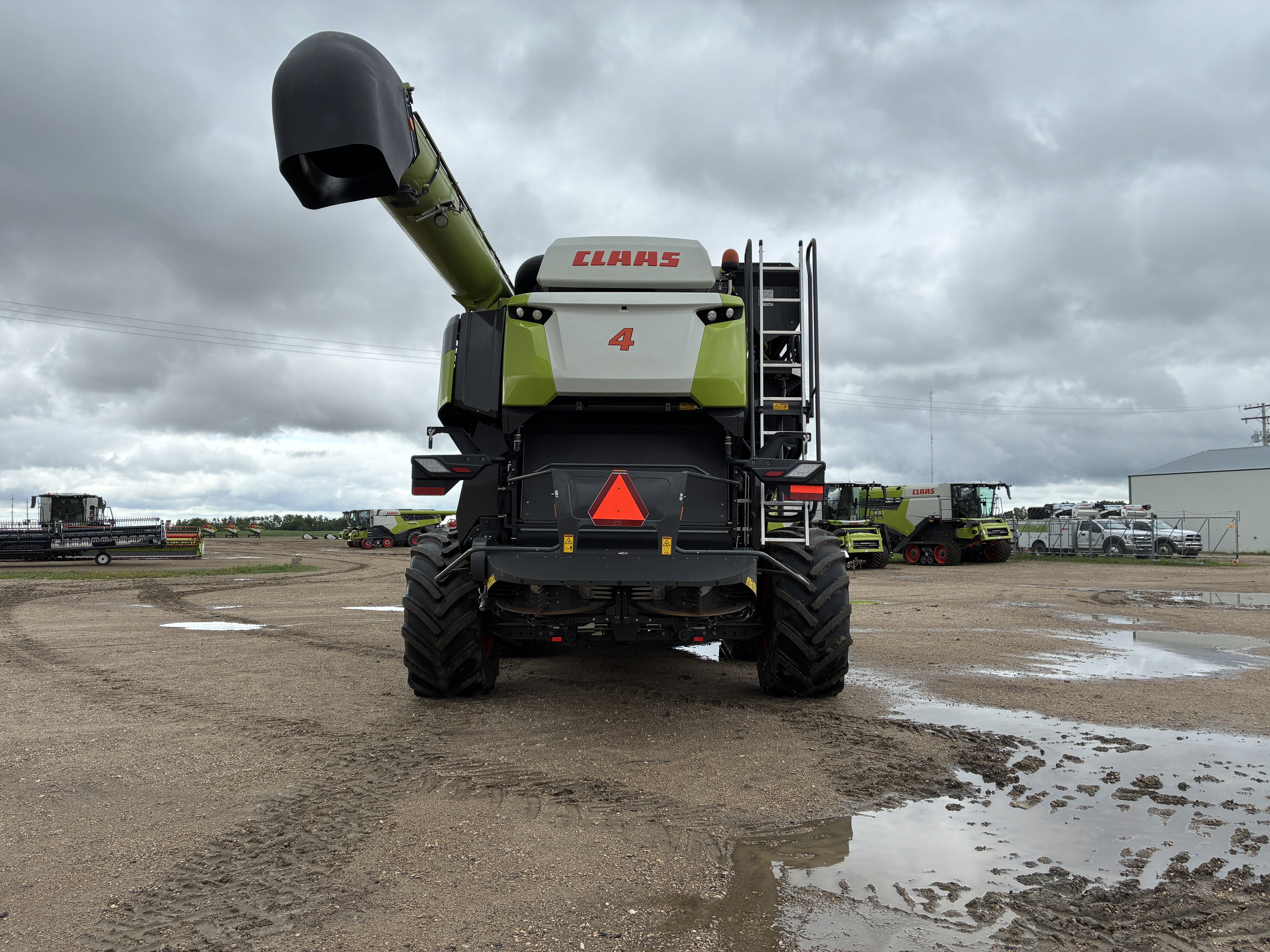2024 CLAAS 8700TT Combine