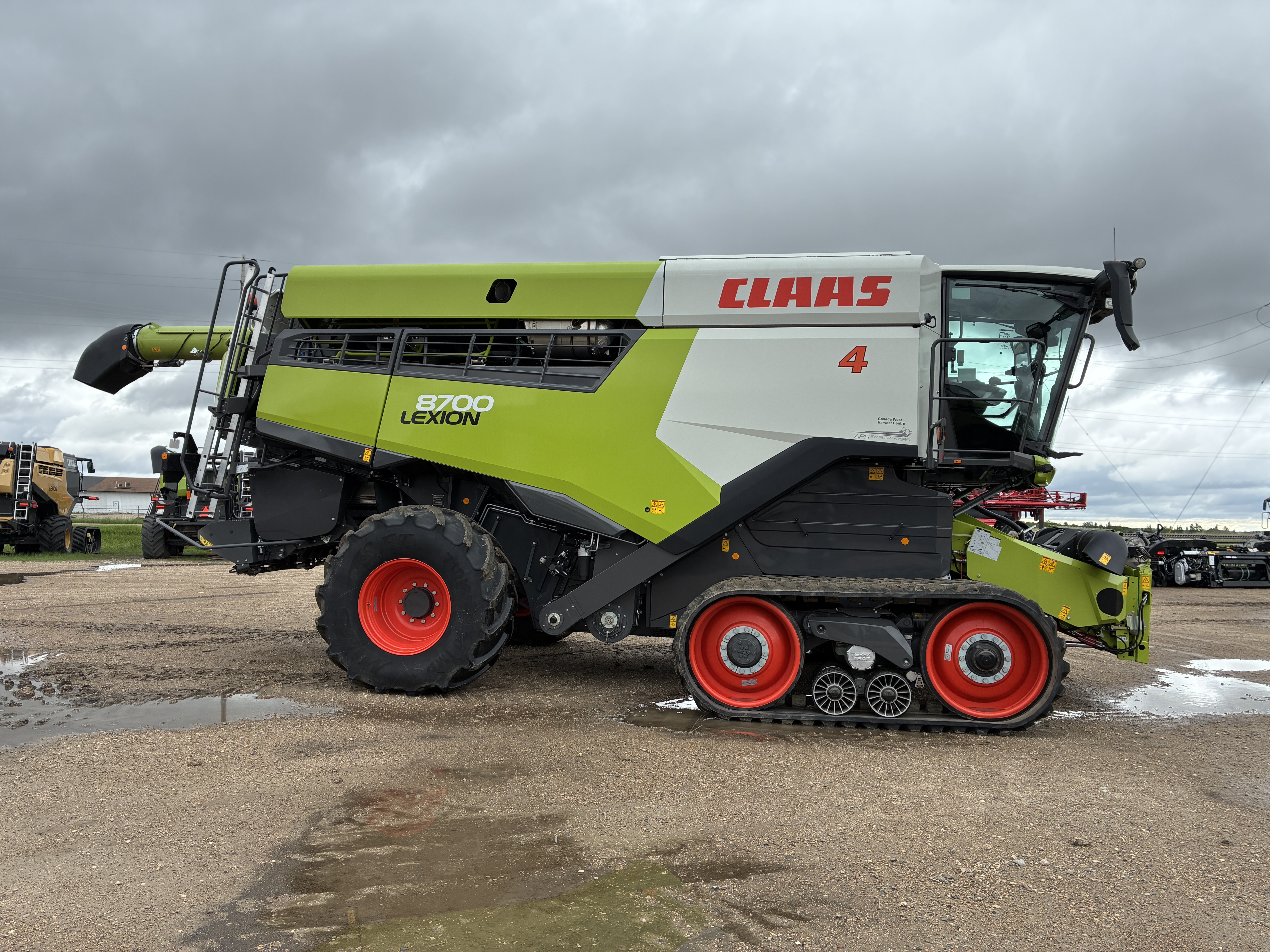 2024 CLAAS 8700TT Combine