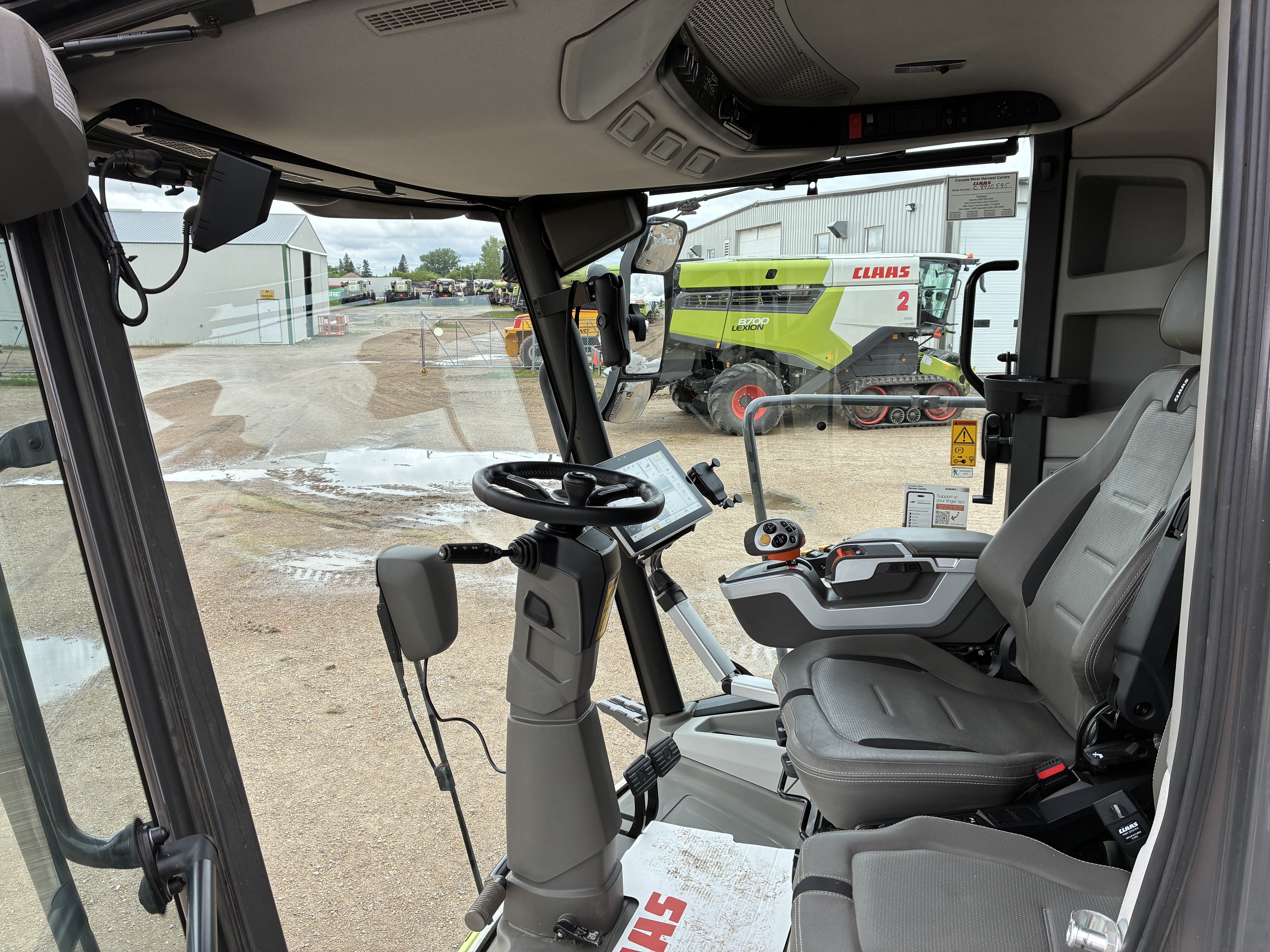2024 CLAAS 8700TT Combine