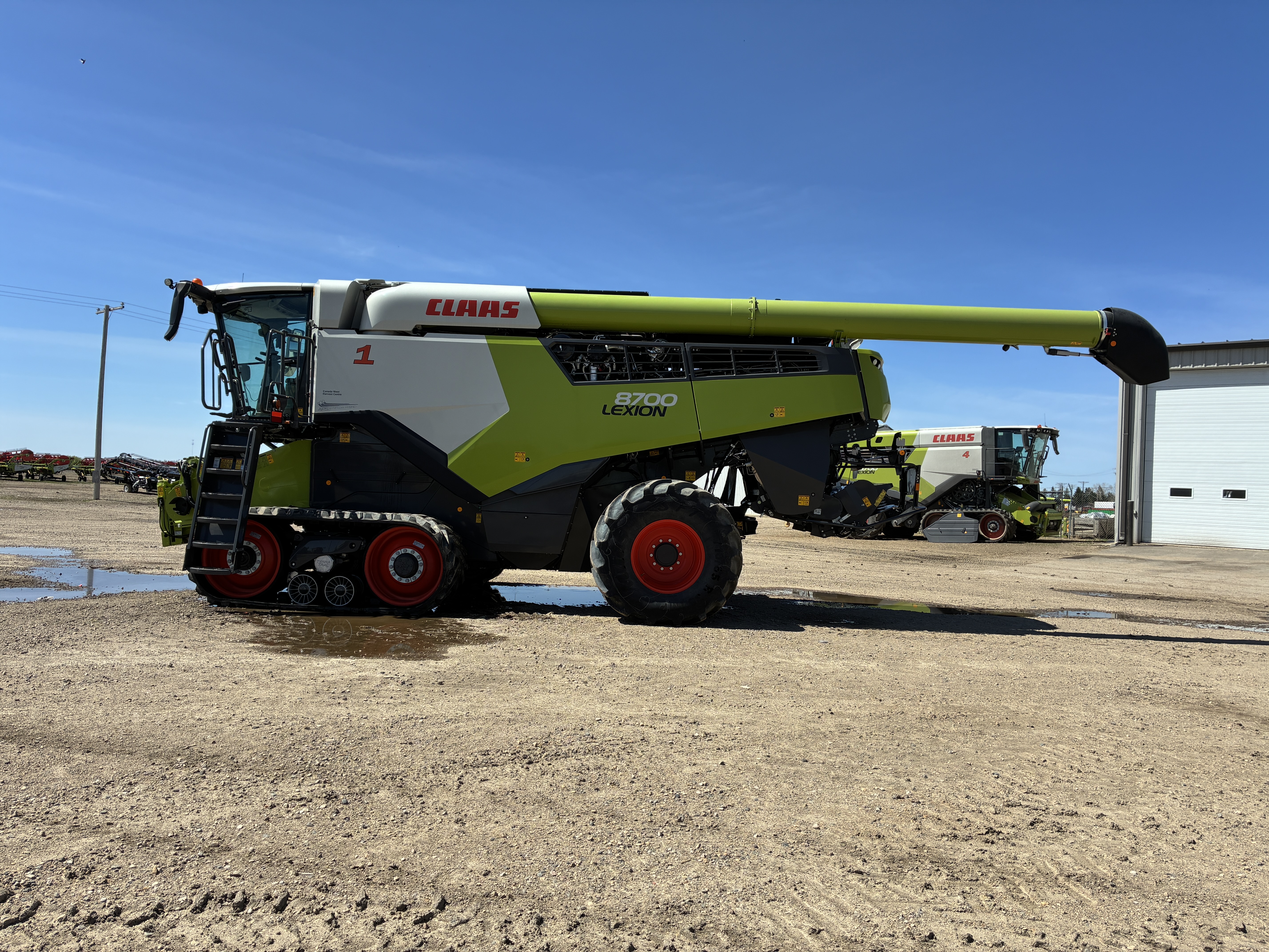 2024 CLAAS 8700TT Combine
