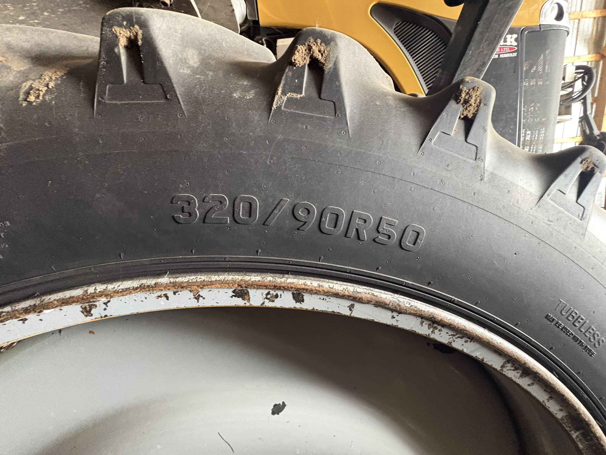 2013 AGCO Rogator RG1100 Sprayer/High Clearance