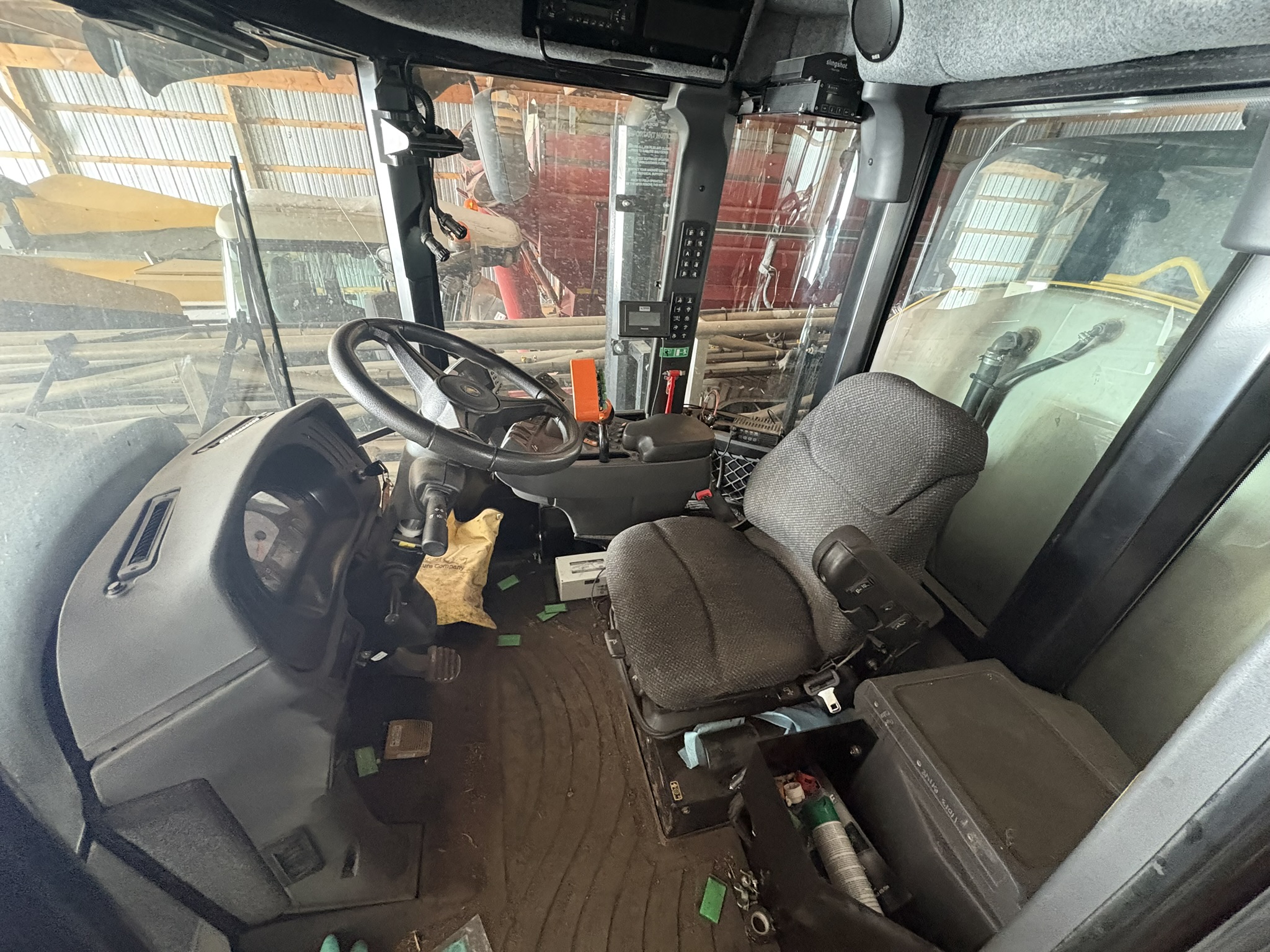 2013 AGCO Rogator RG1100 Sprayer/High Clearance