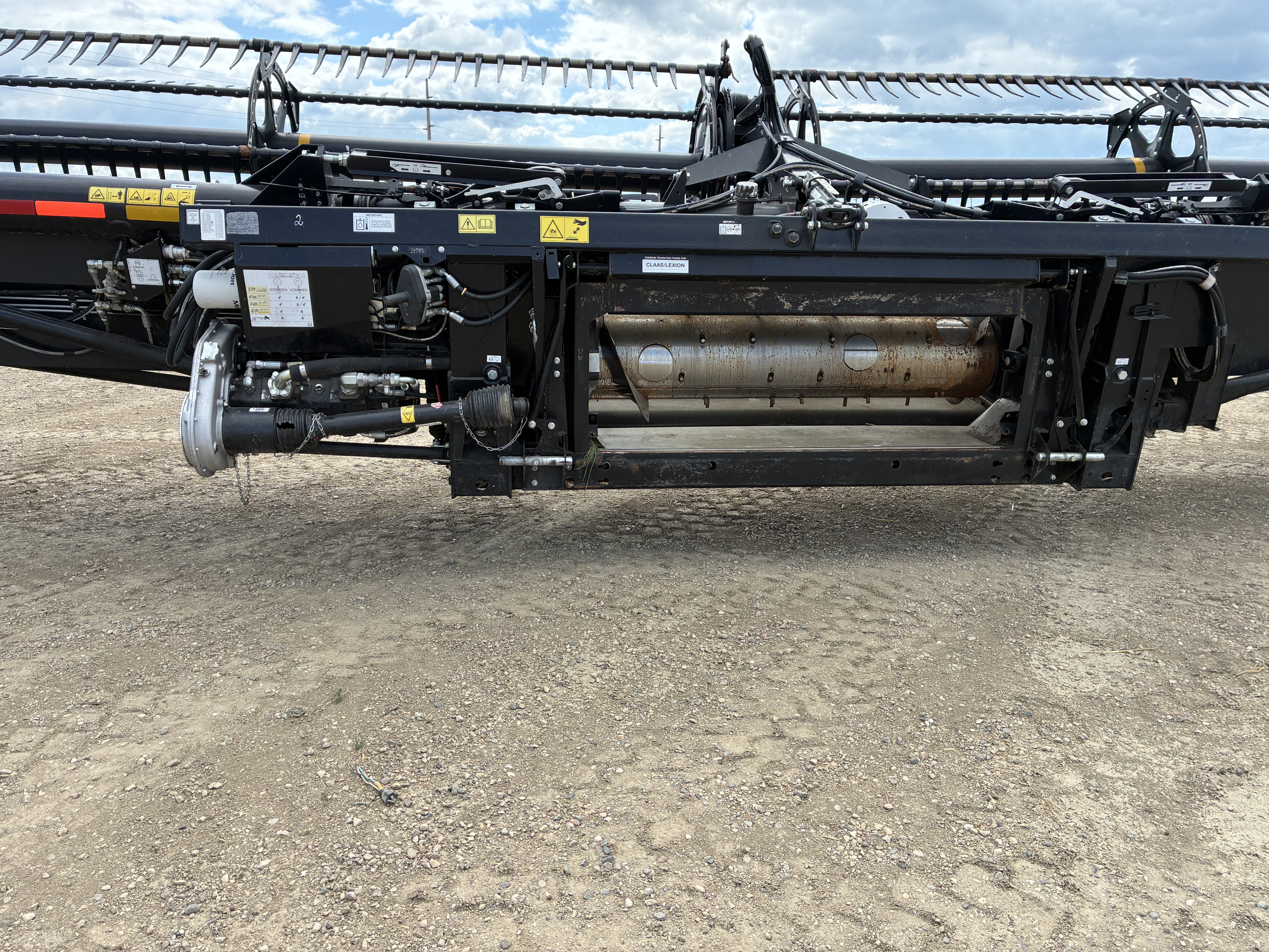 2022 MacDon FD145 Header Draper Flex