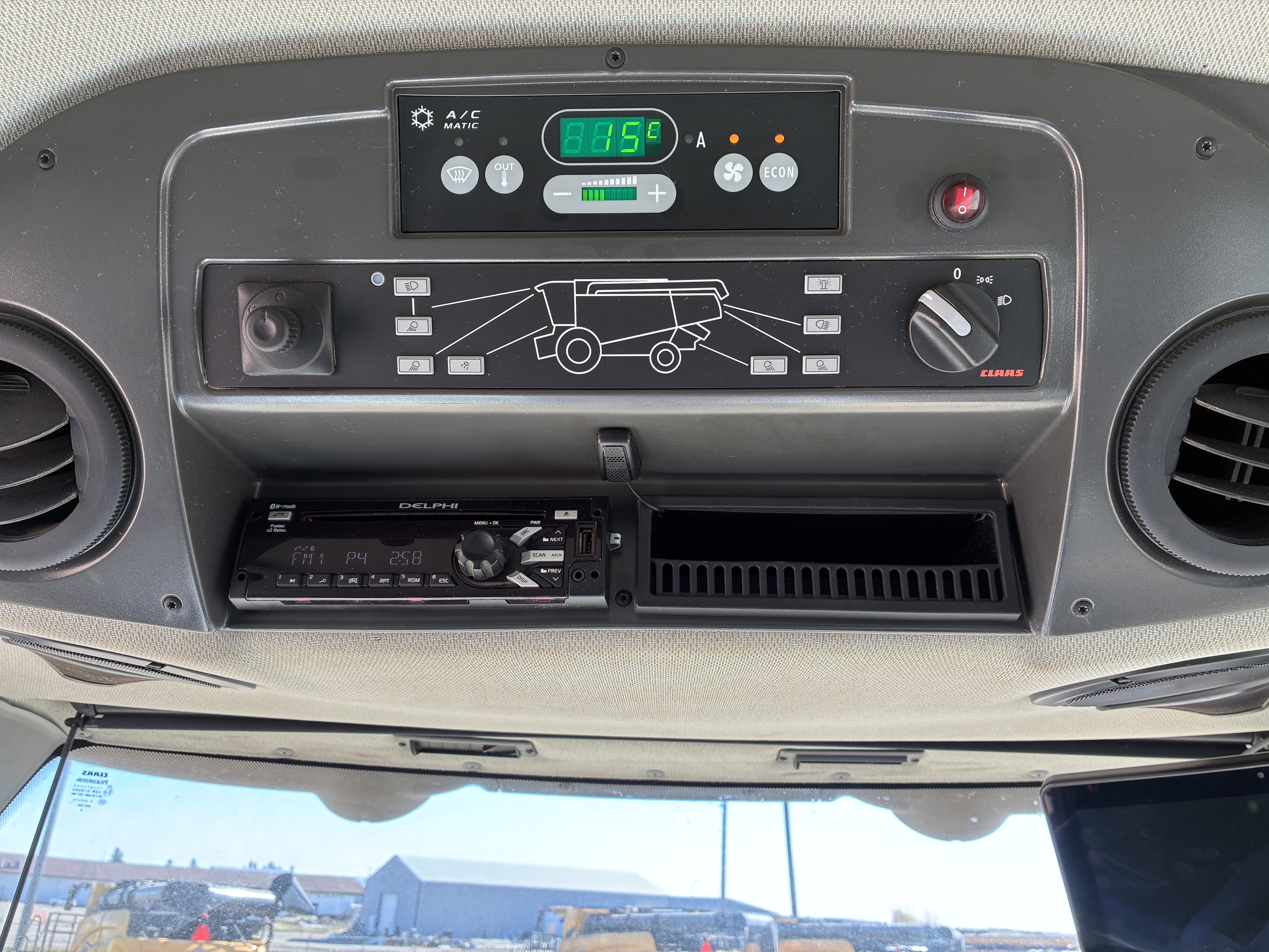 2019 CLAAS 760TT Combine