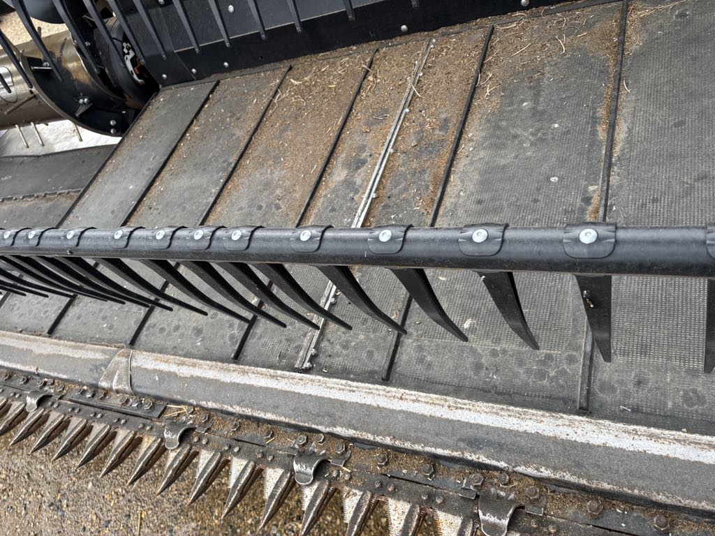 2021 MacDon FD140 SKD Header Draper Flex