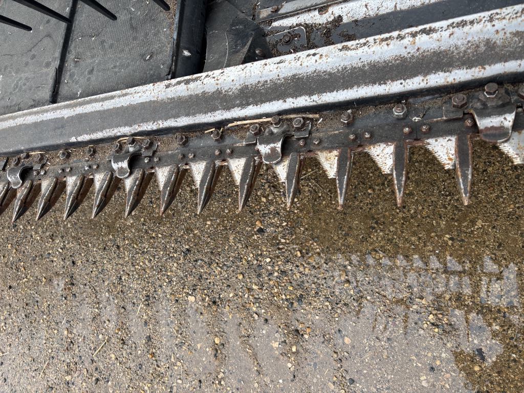 2021 MacDon FD140 SKD Header Draper Flex