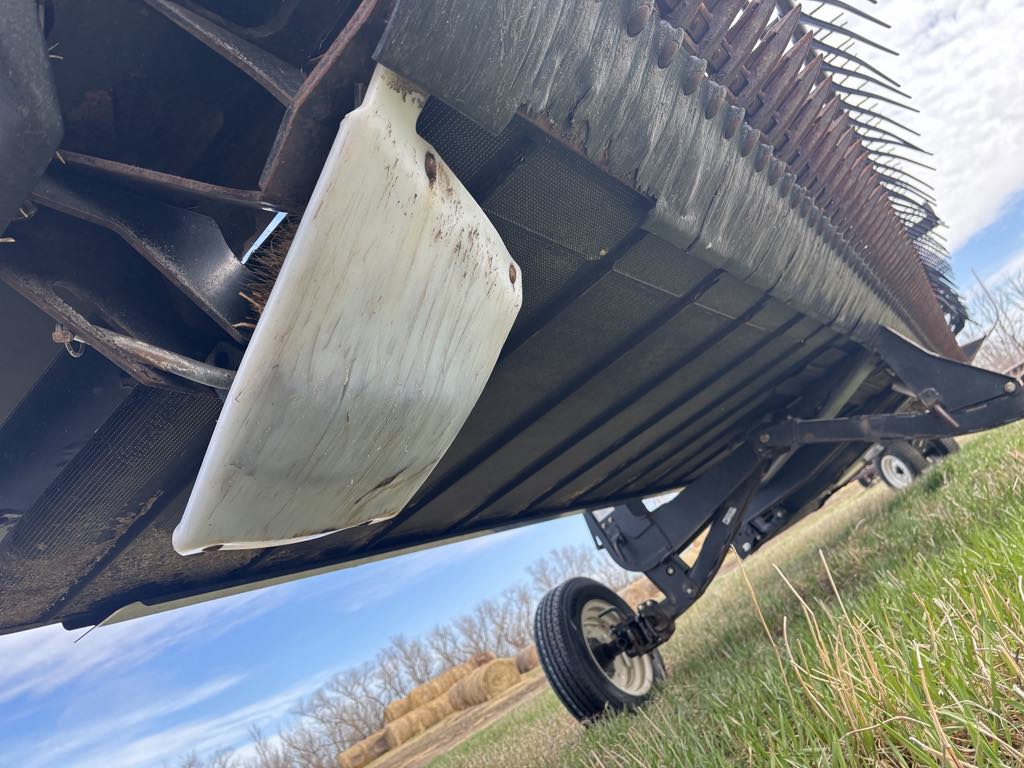 2013 MacDon FD75-40 SKD Header Draper Flex