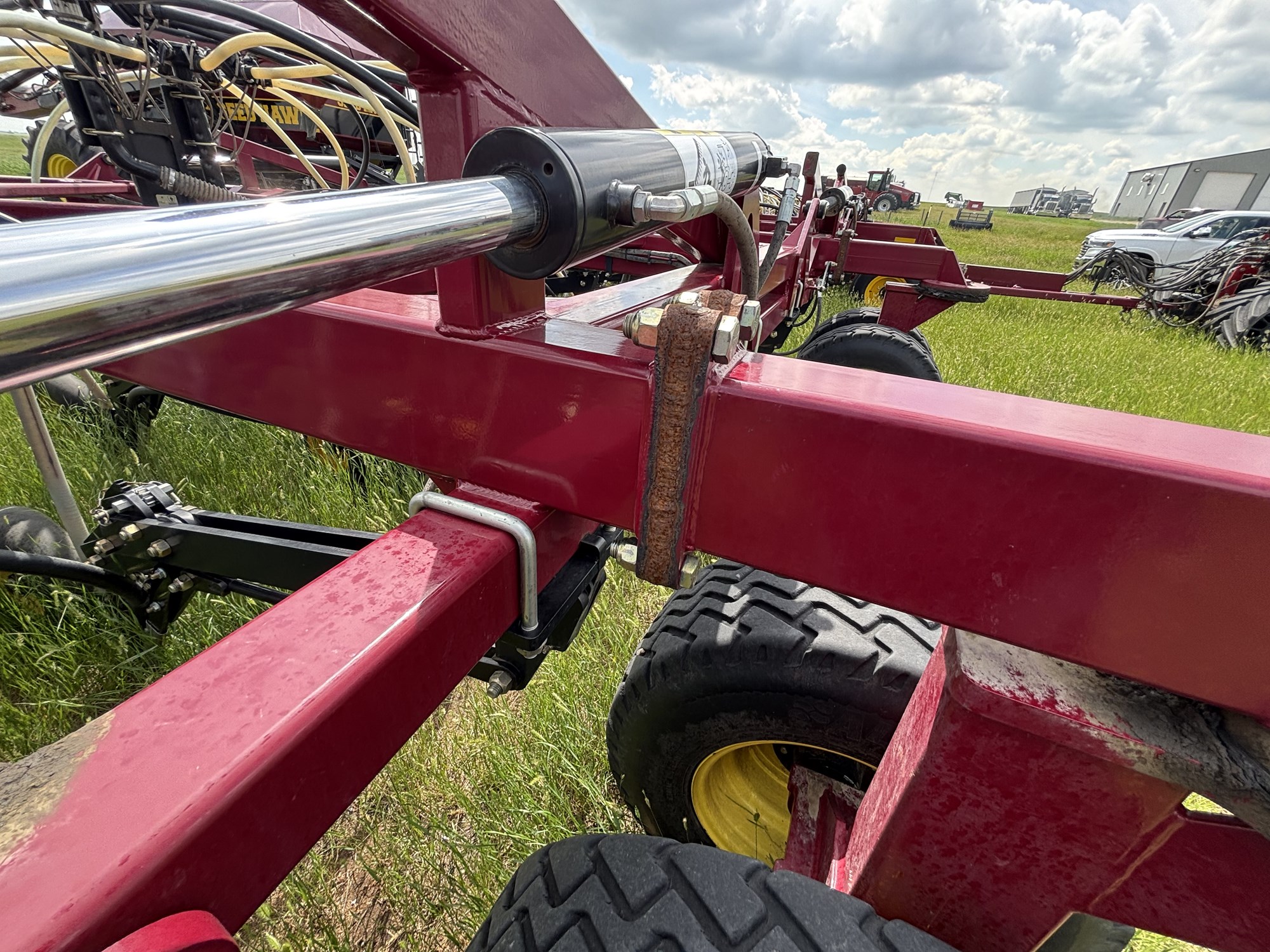 2016 Seed Hawk 8012 & 800 Air Drill