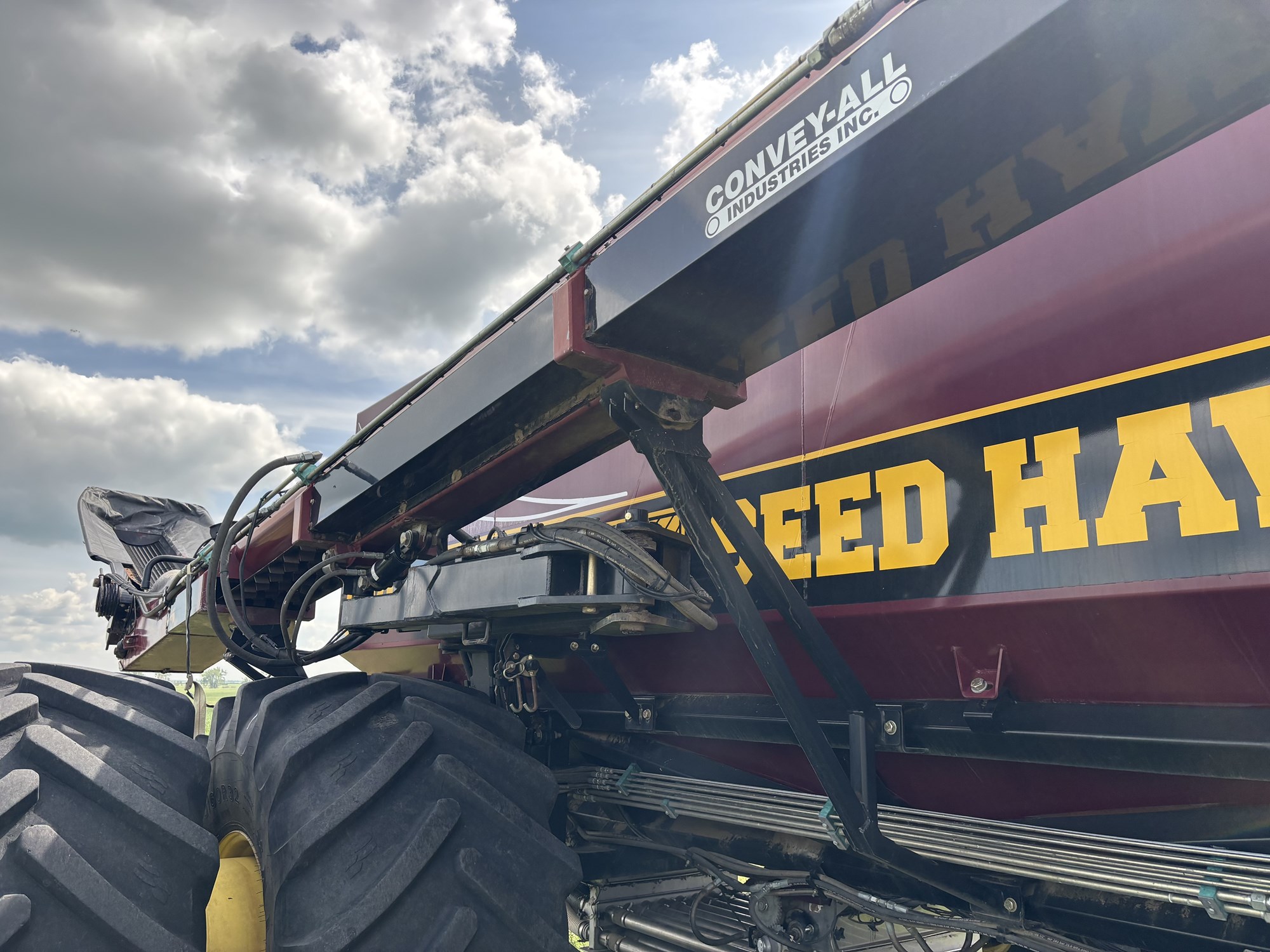 2016 Seed Hawk 8012 & 800 Air Drill