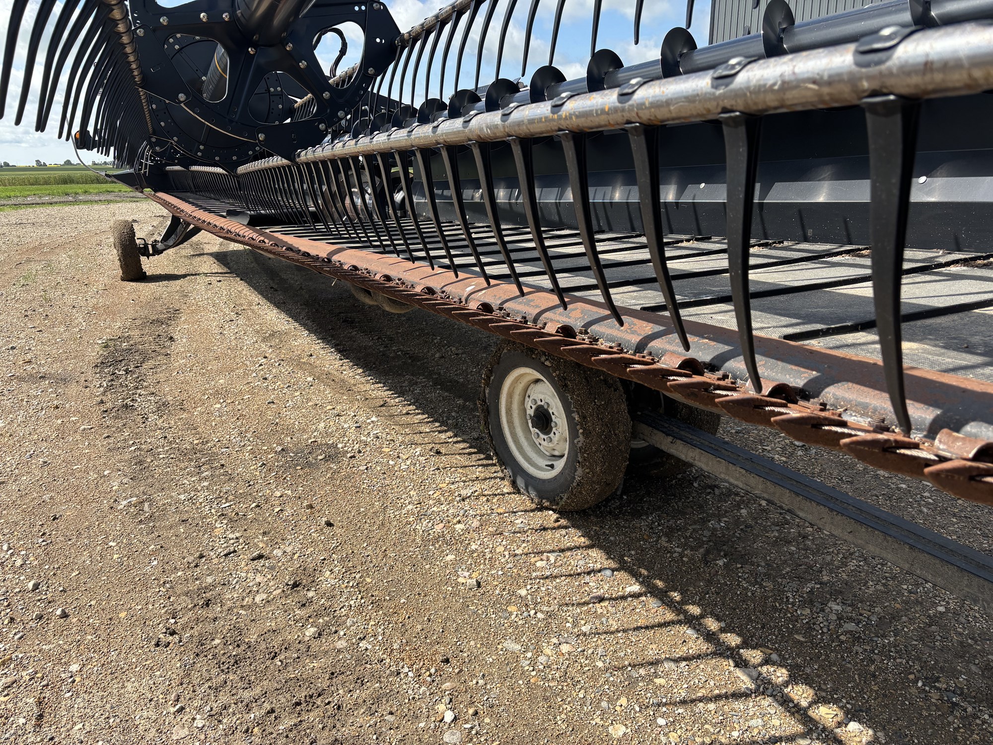 2017 MacDon FD75-40 SKD Header Draper Flex