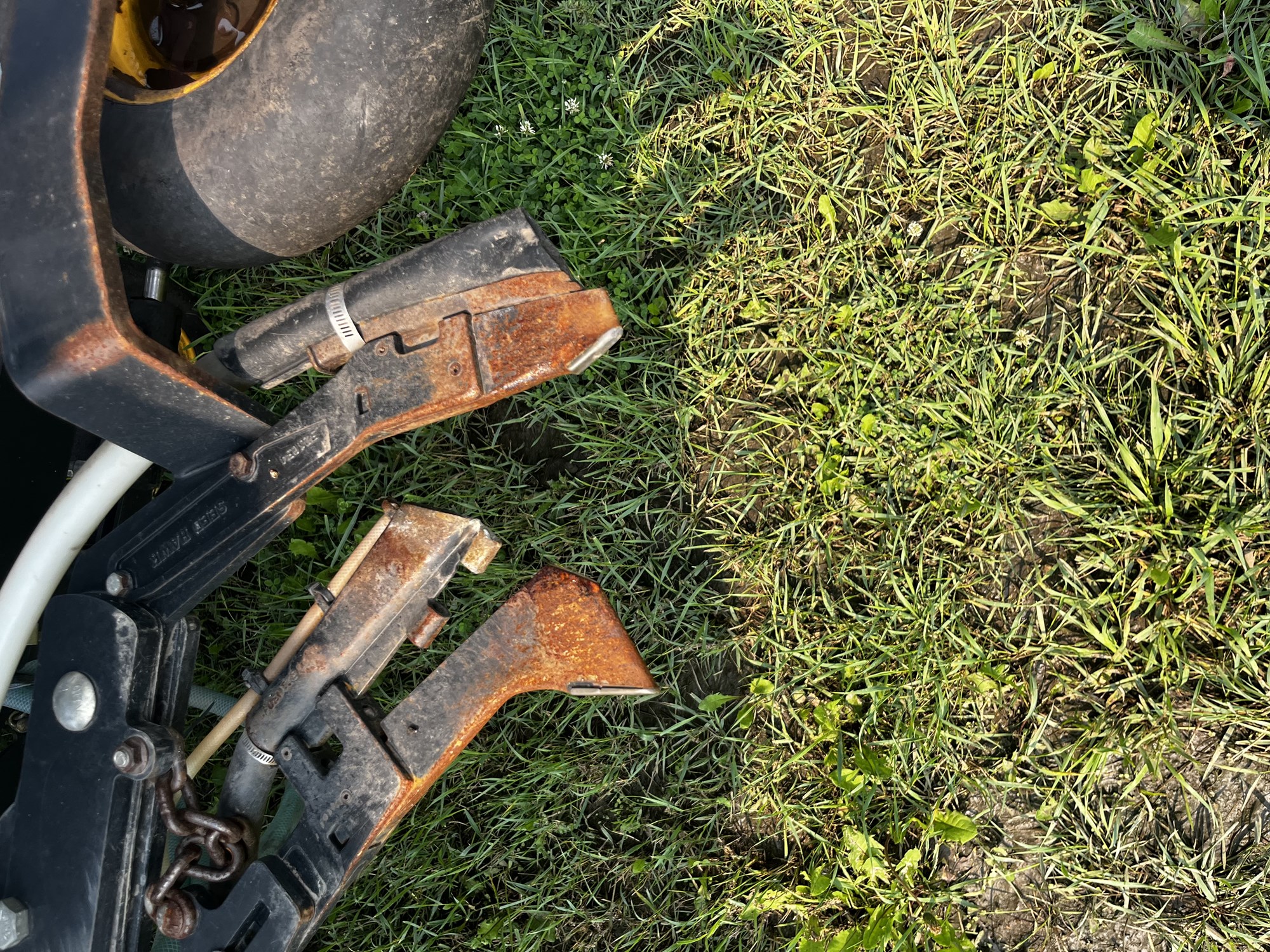 2017 Seed Hawk 8412 & 980 Air Drill