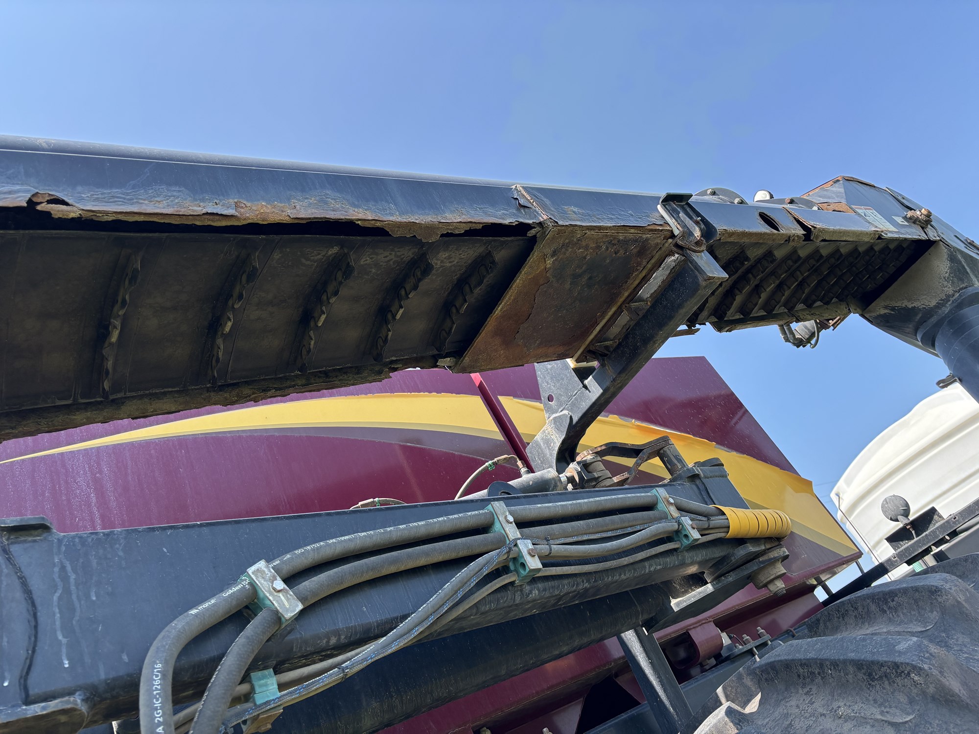 2017 Seed Hawk 8412 & 980 Air Drill