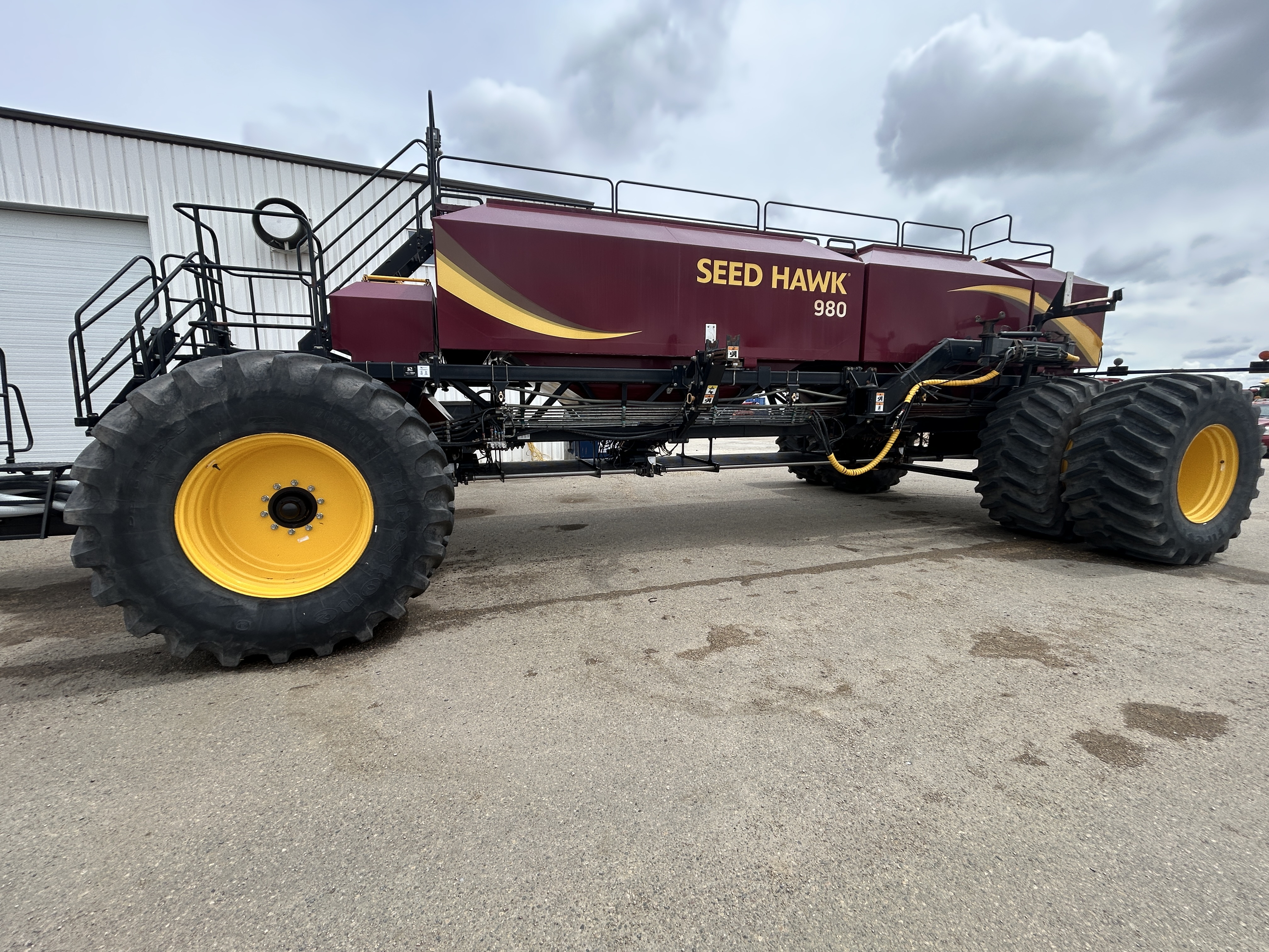 2017 Seed Hawk 8412 & 980 Air Drill