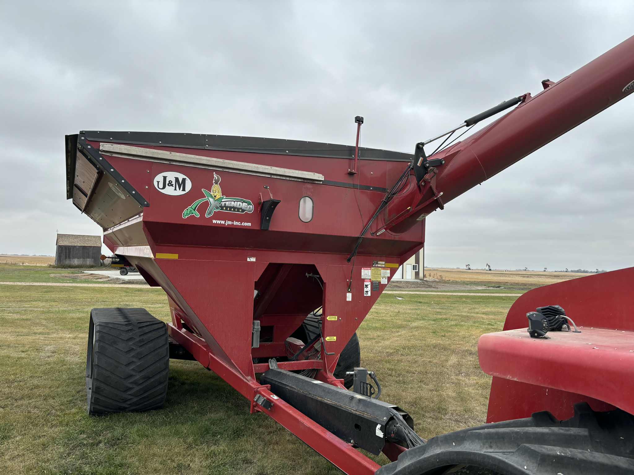 2015 J&M 1121 Grain Cart
