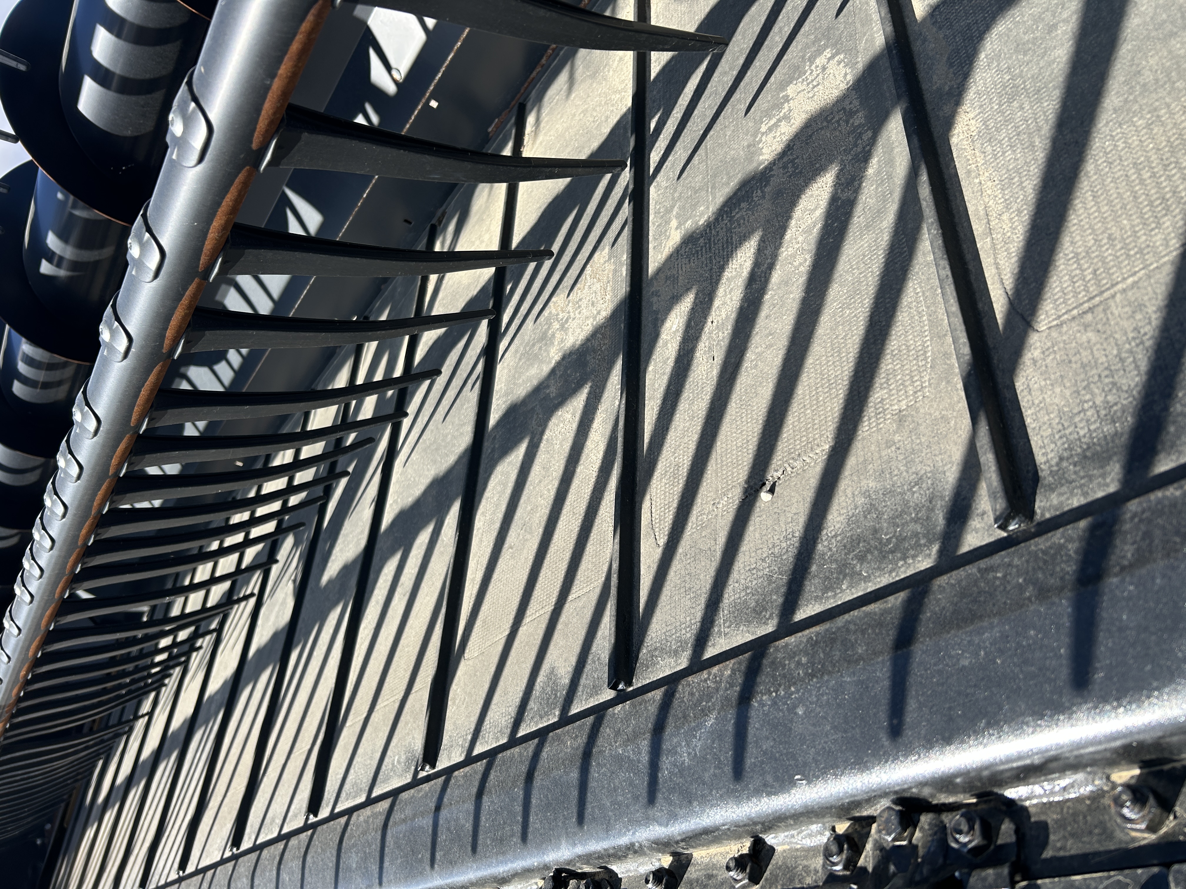 2018 MacDon FD140 Header Draper Flex