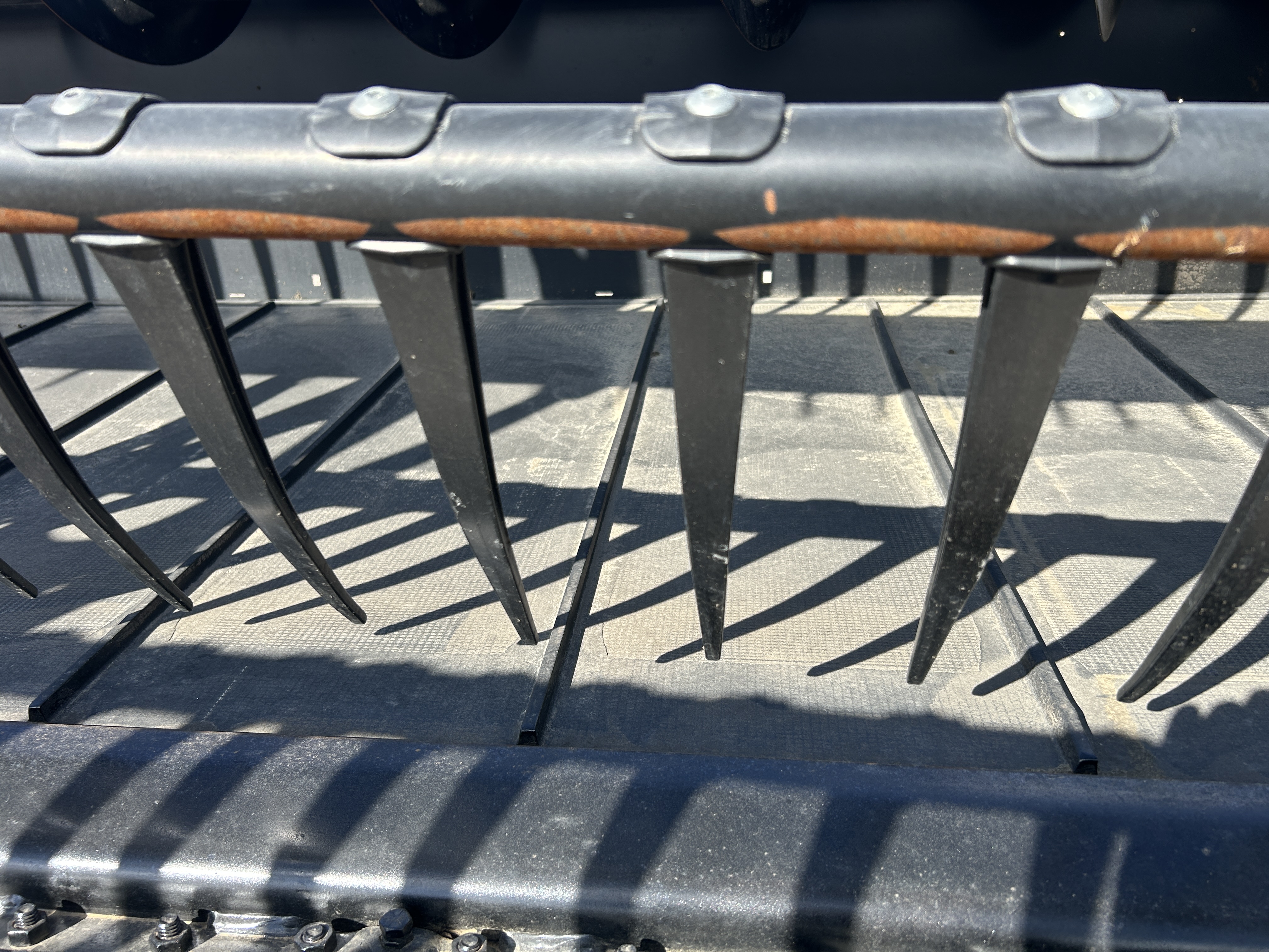 2018 MacDon FD140 Header Draper Flex
