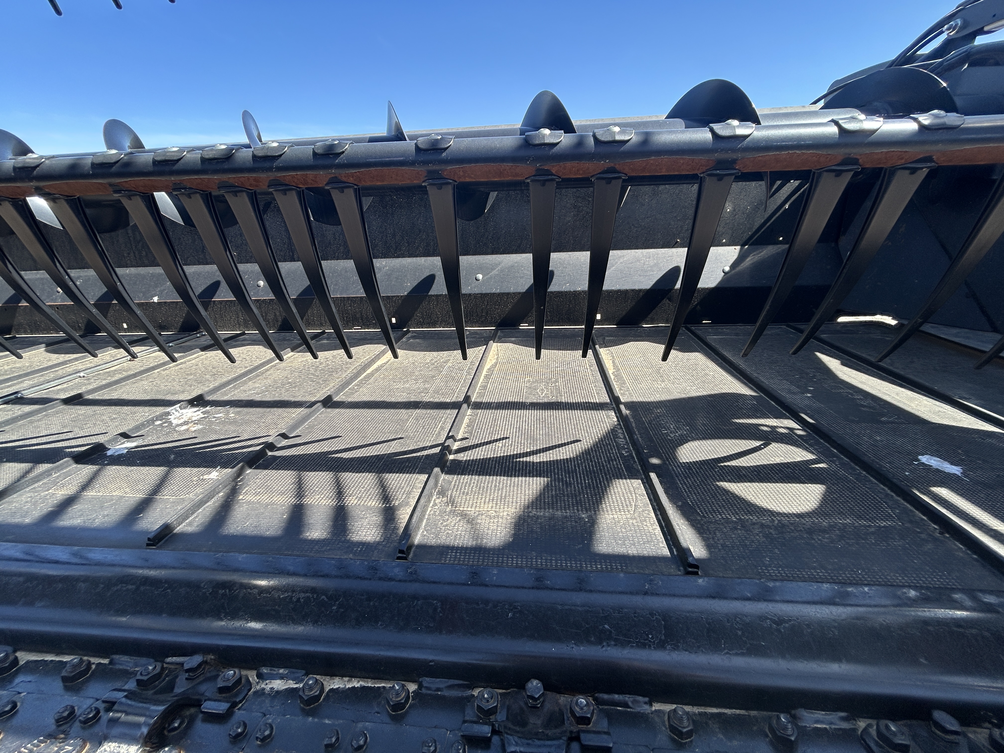 2018 MacDon FD140 Header Draper Flex