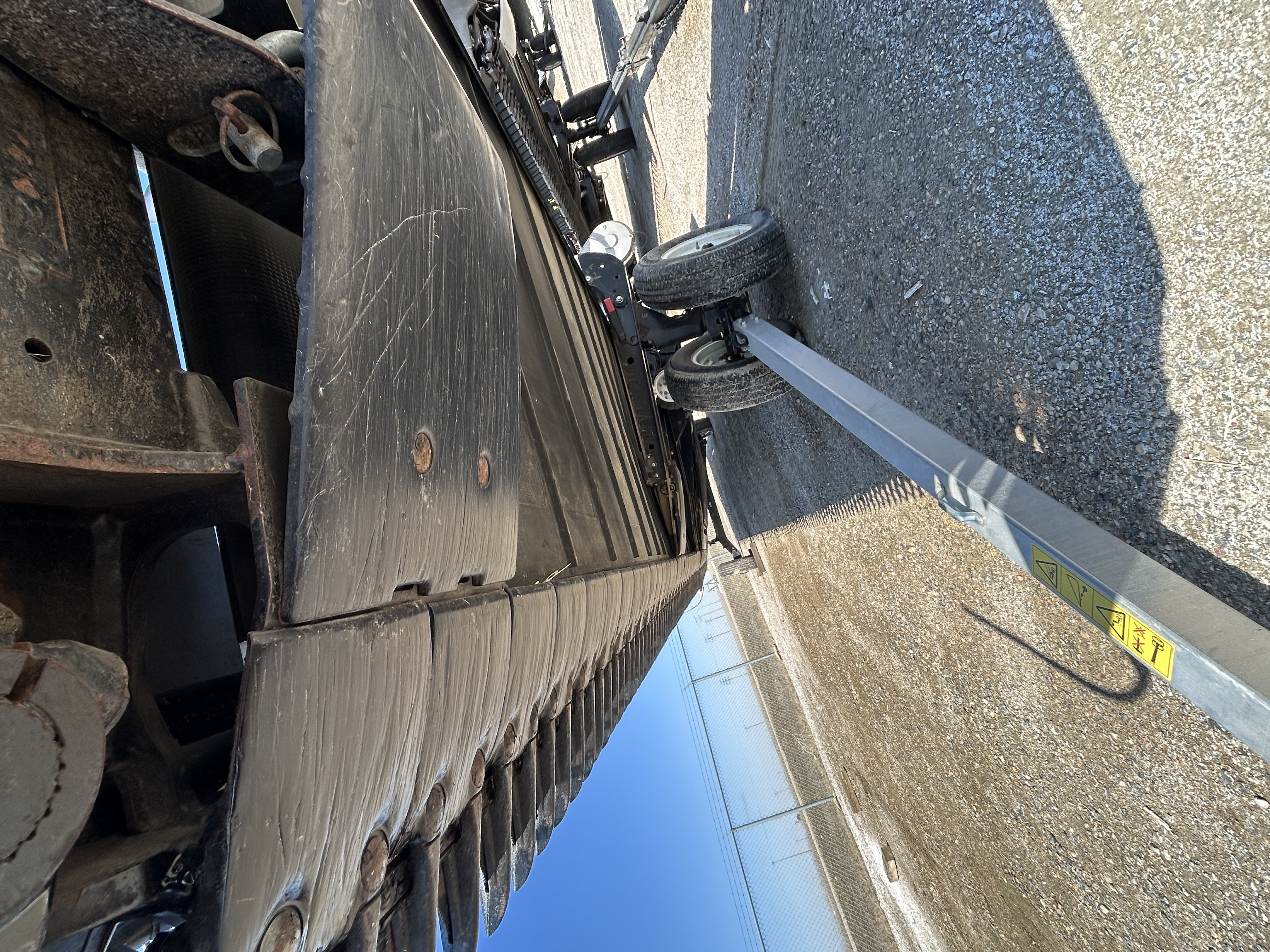 2024 MacDon FD240 Header Draper Flex