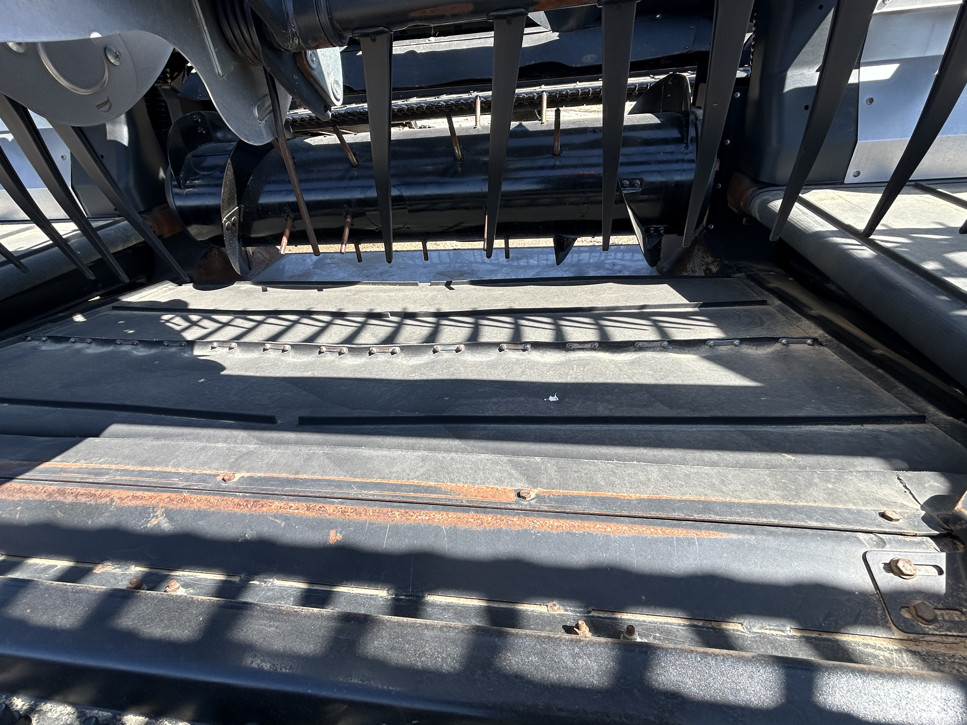 2024 MacDon FD240 Header Draper Flex