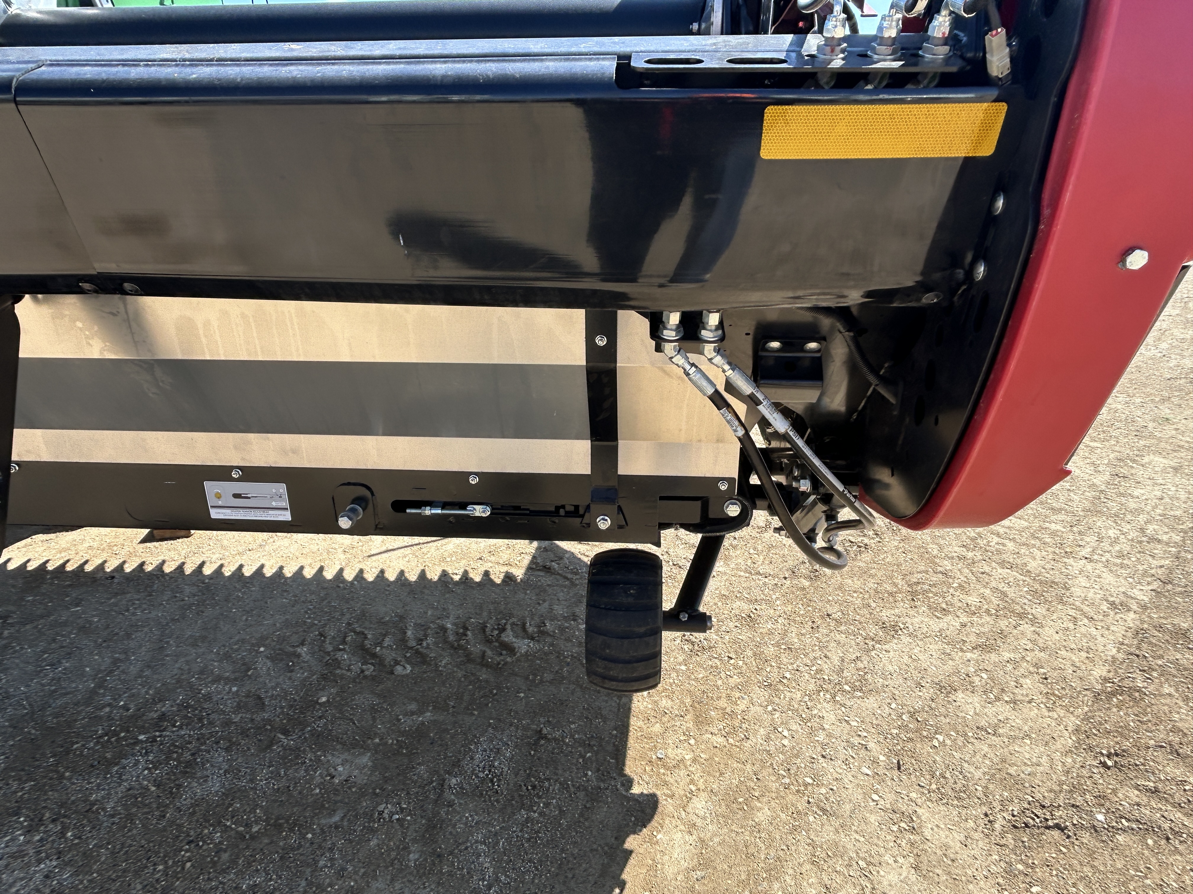 2023 MacDon FD240 Header Draper Flex