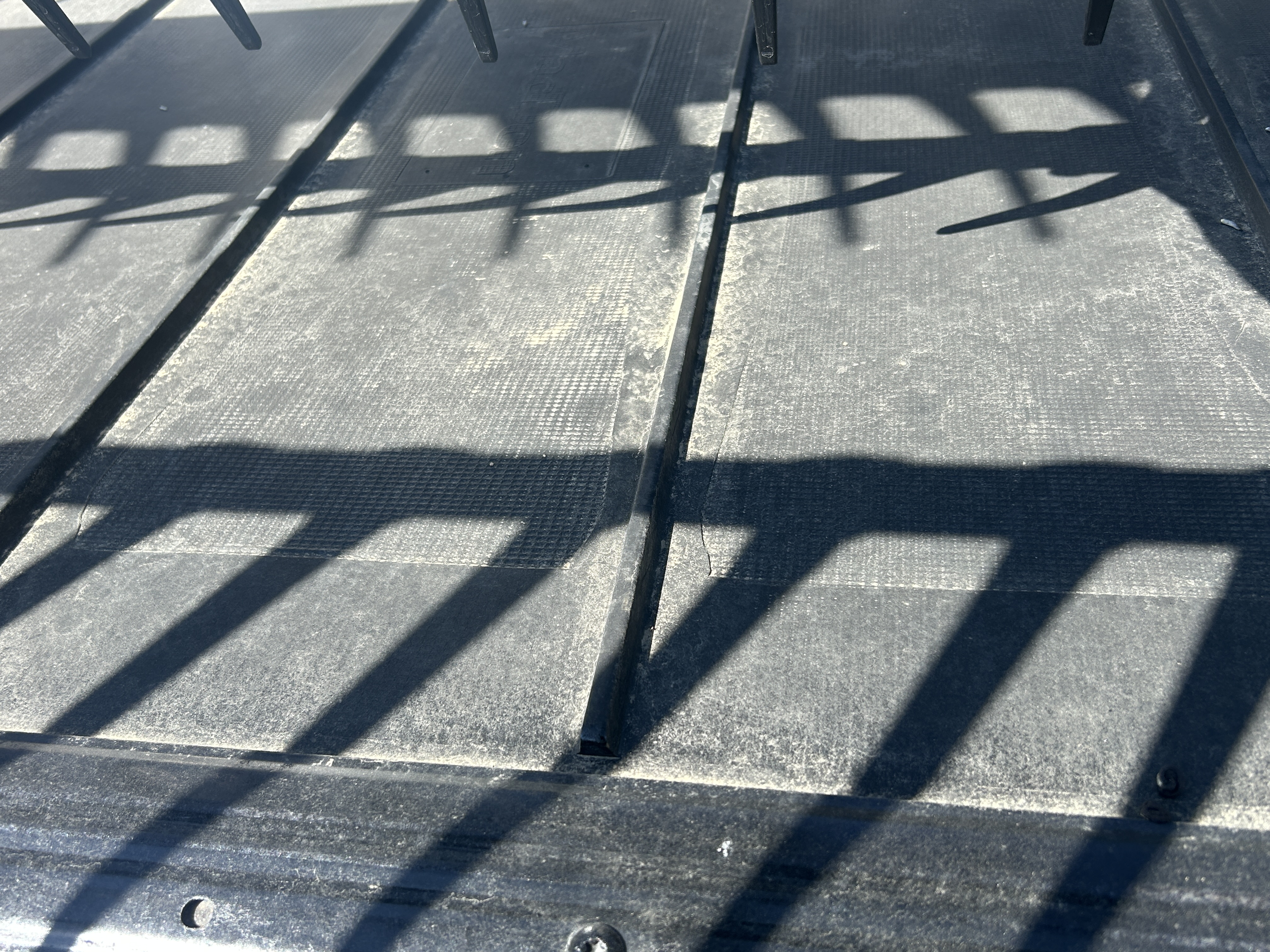2023 MacDon FD240 Header Draper Flex