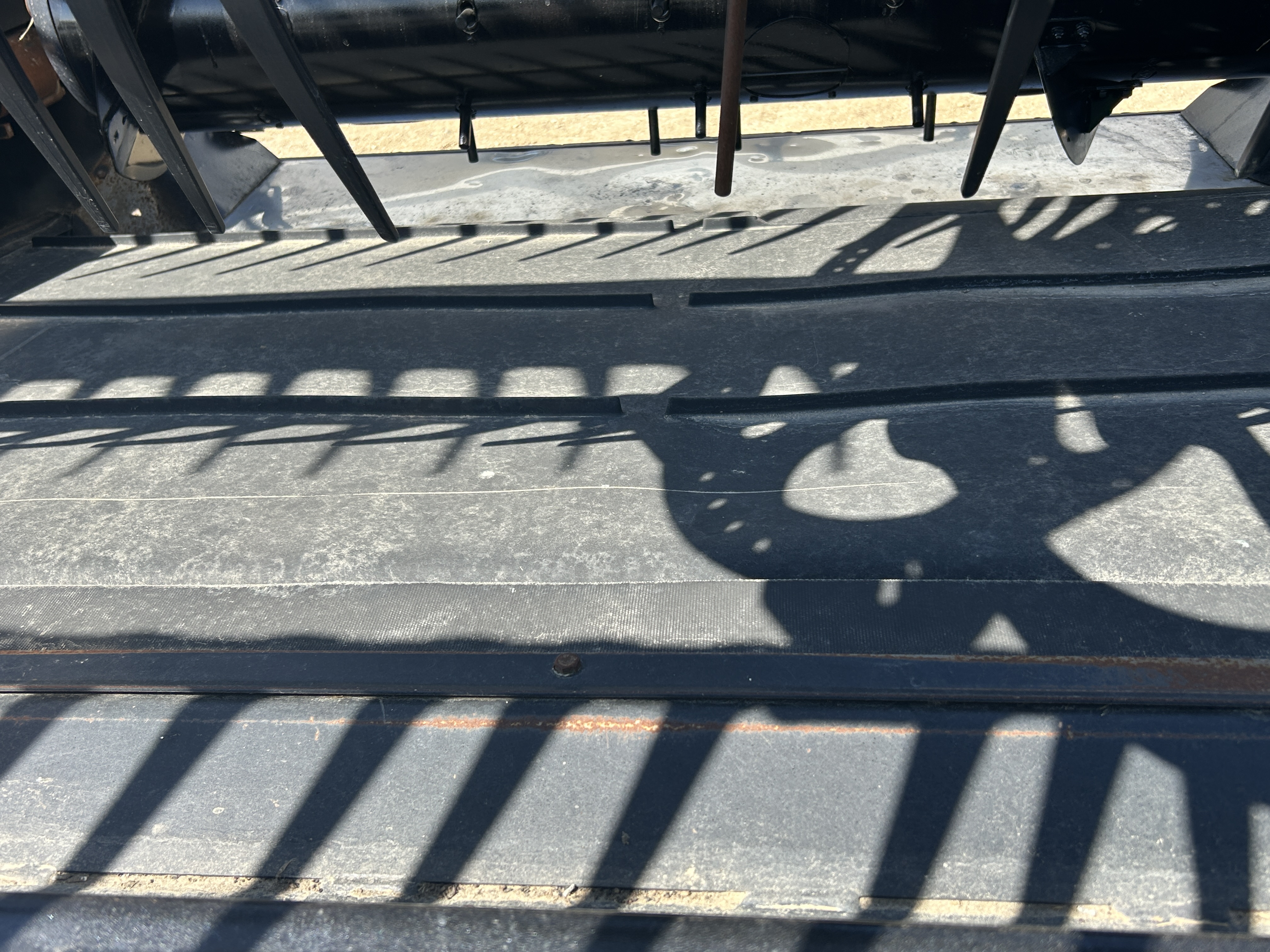 2023 MacDon FD240 Header Draper Flex