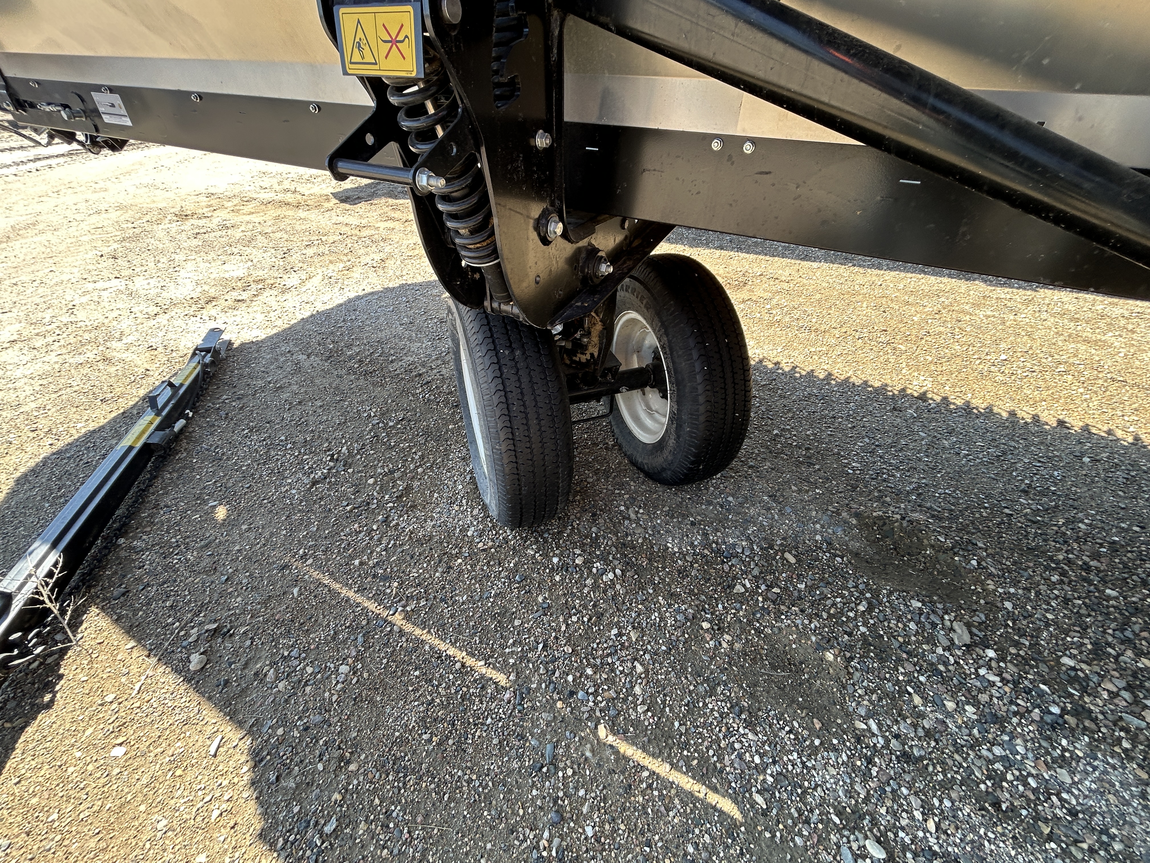 2023 MacDon FD240 Header Draper Flex