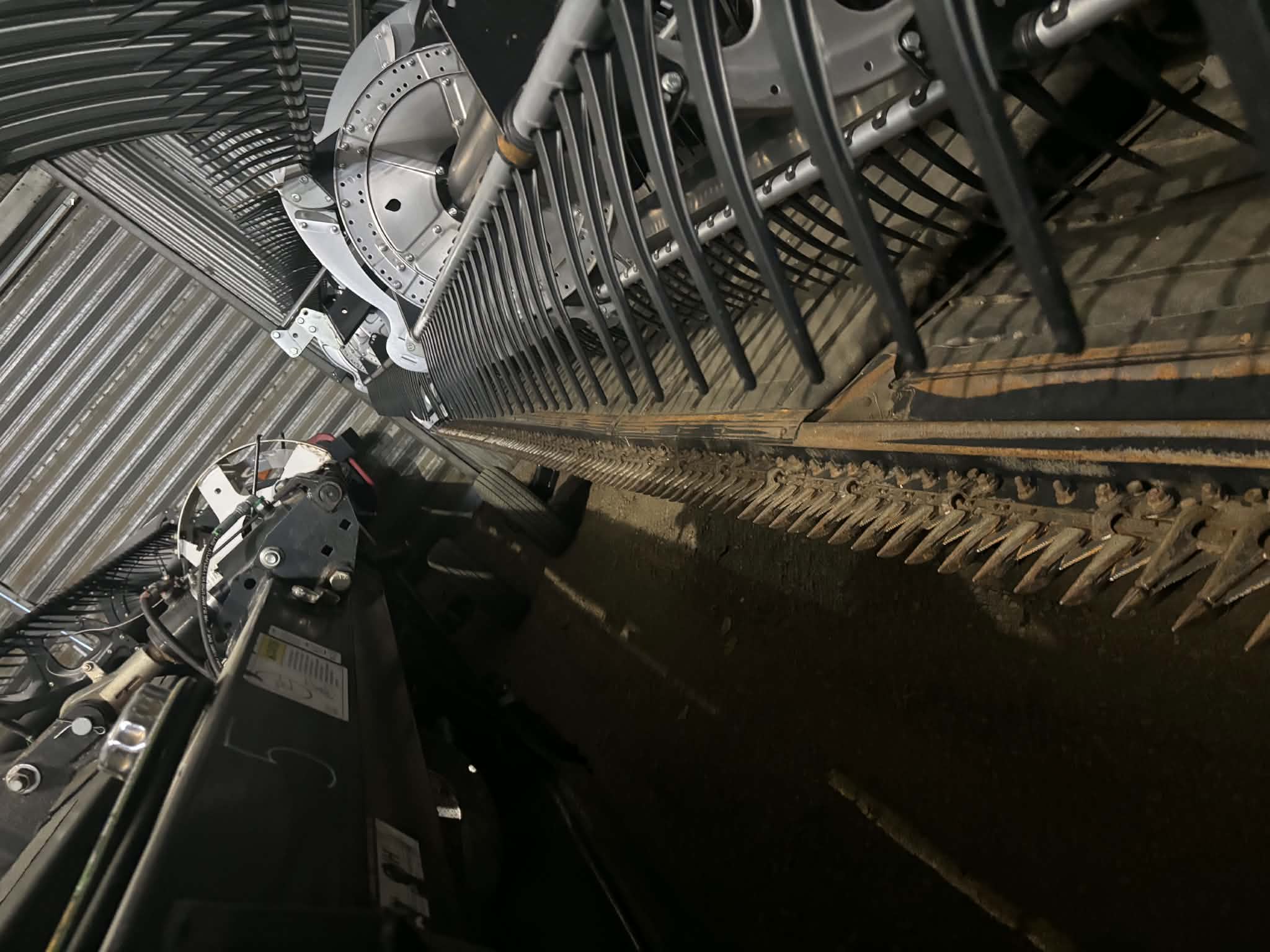 2022 MacDon FD250 Header Draper Flex