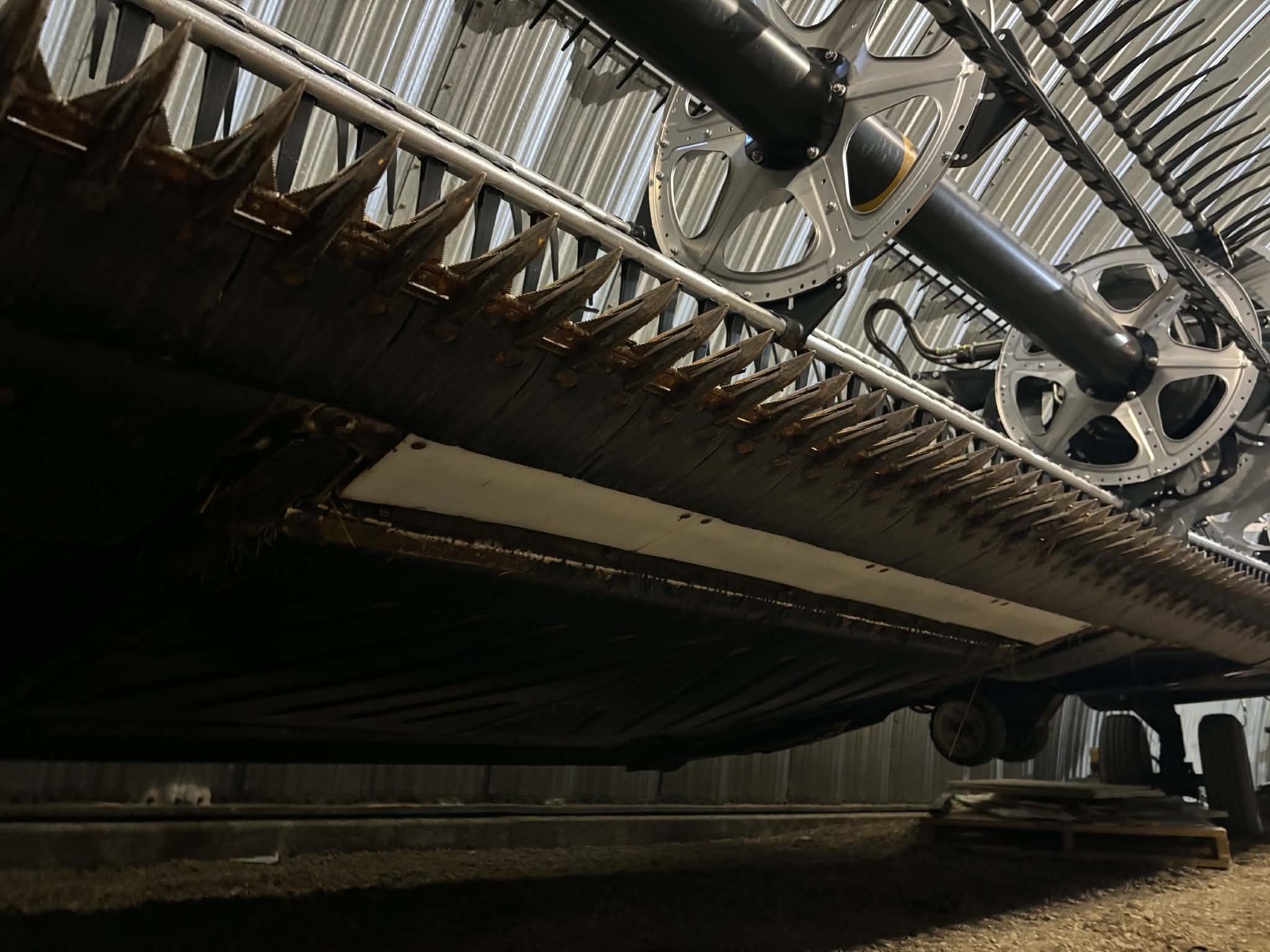 2022 MacDon FD250 Header Draper Flex