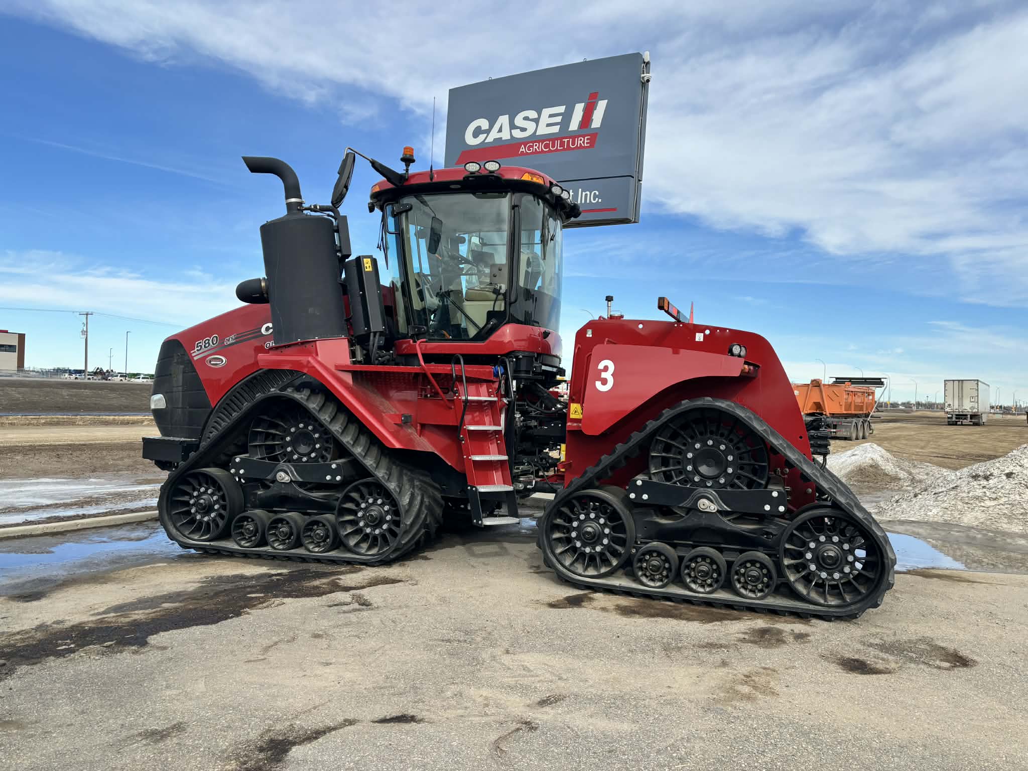 2023 Case IH Steiger 580QT Tractor 4WD