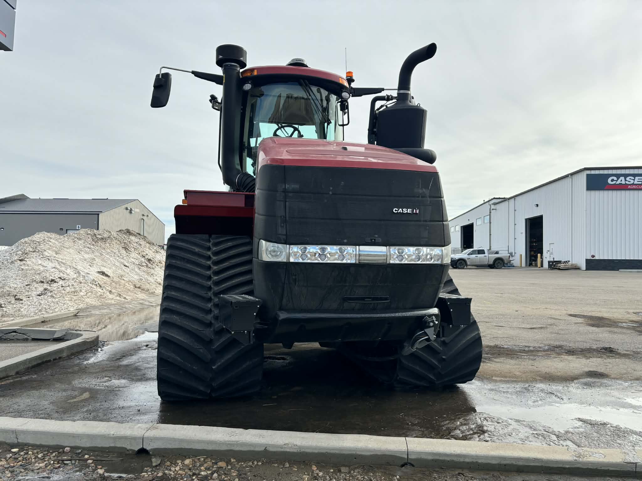 2023 Case IH Steiger 580QT Tractor 4WD