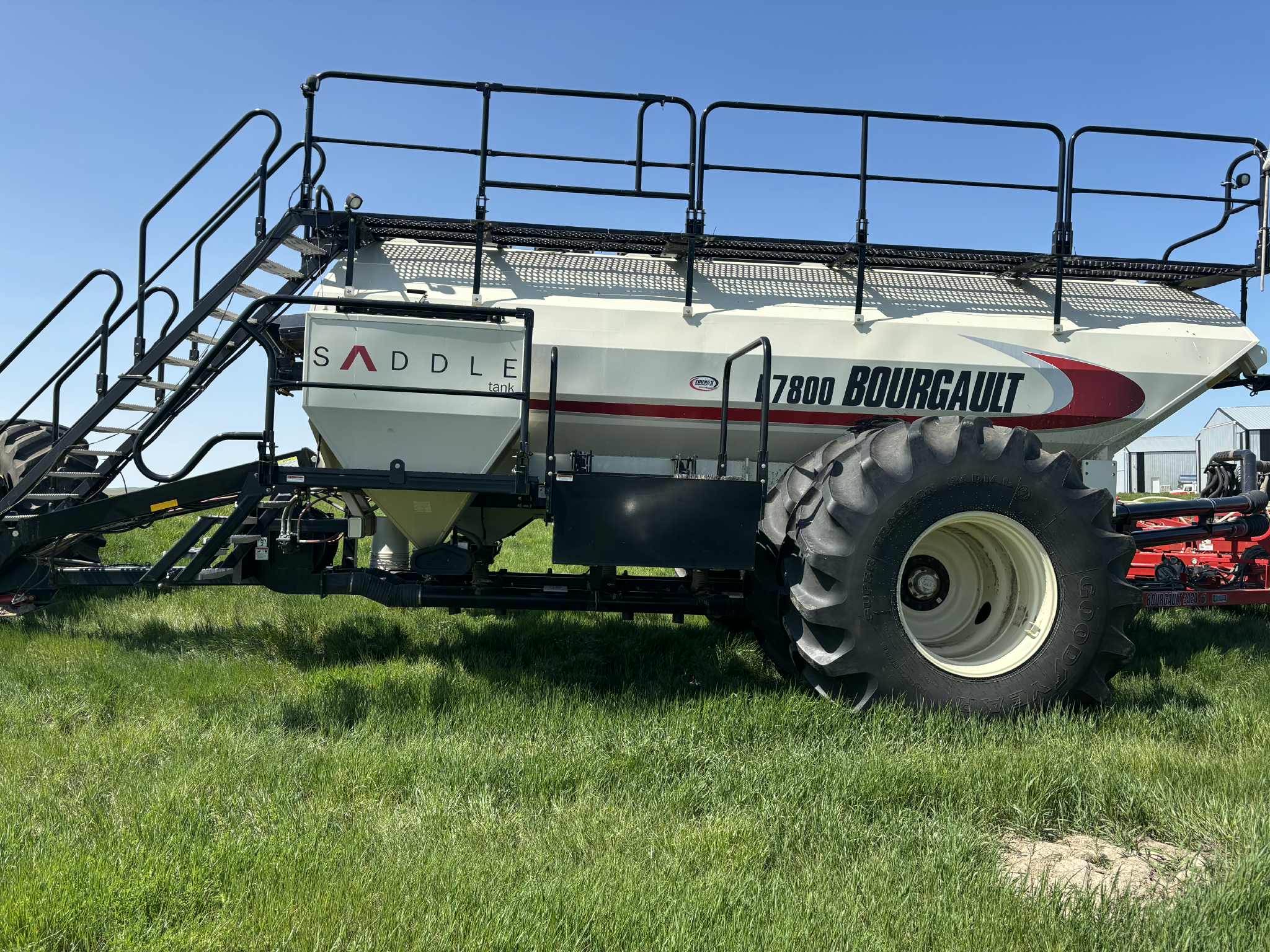 2015 Bourgault 3320-66-10 & 2014 L7800 Air Drill