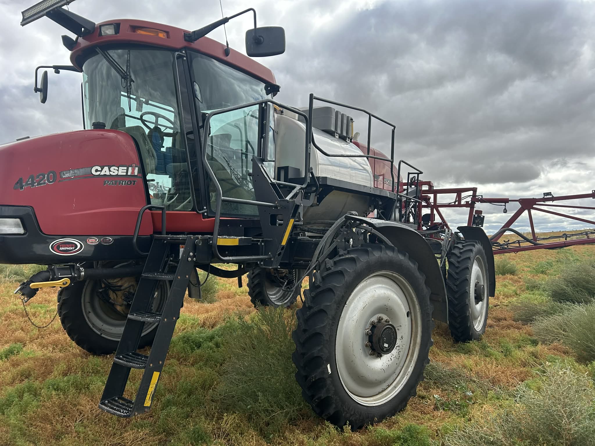 2010 Case IH Patriot 4420 Sprayer/High Clearance