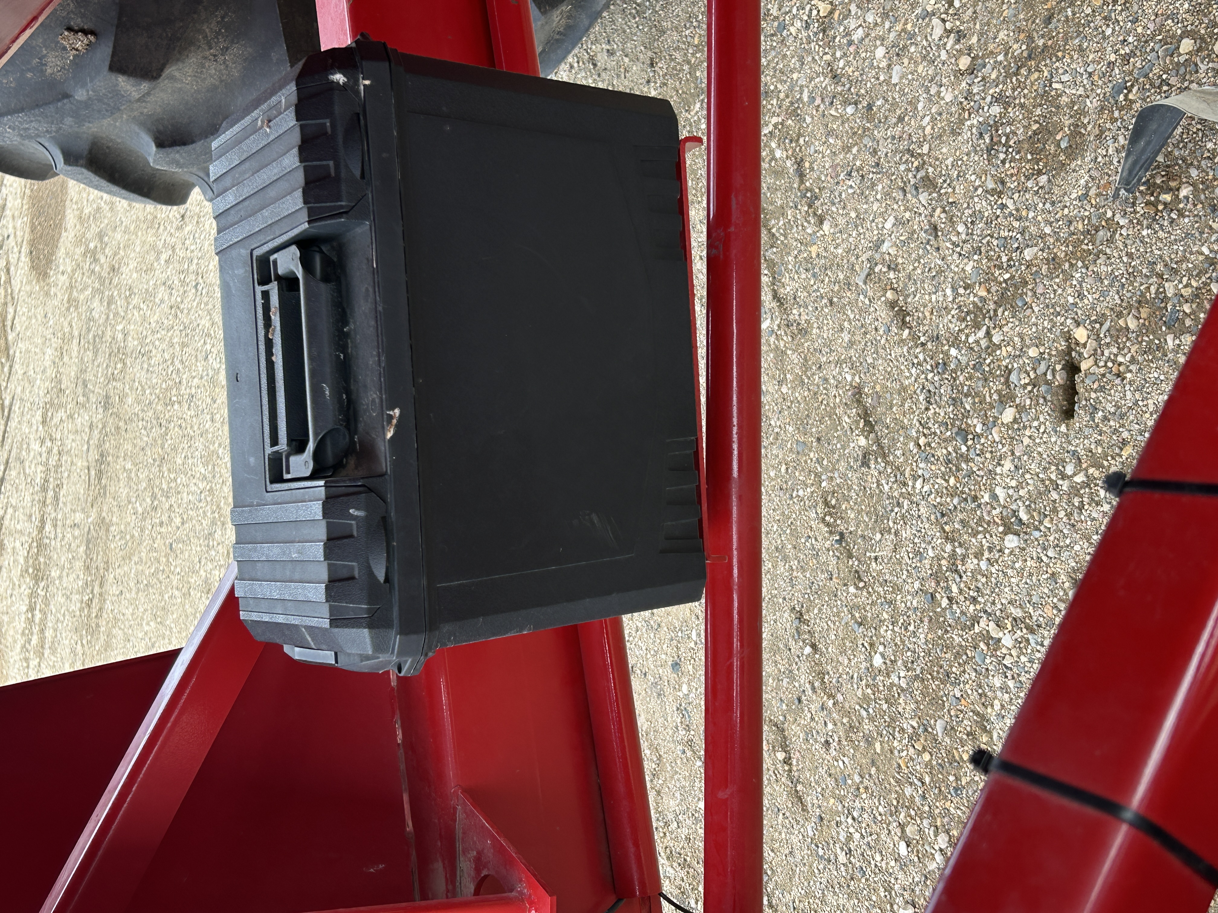 2017 Parker 839 Grain Cart