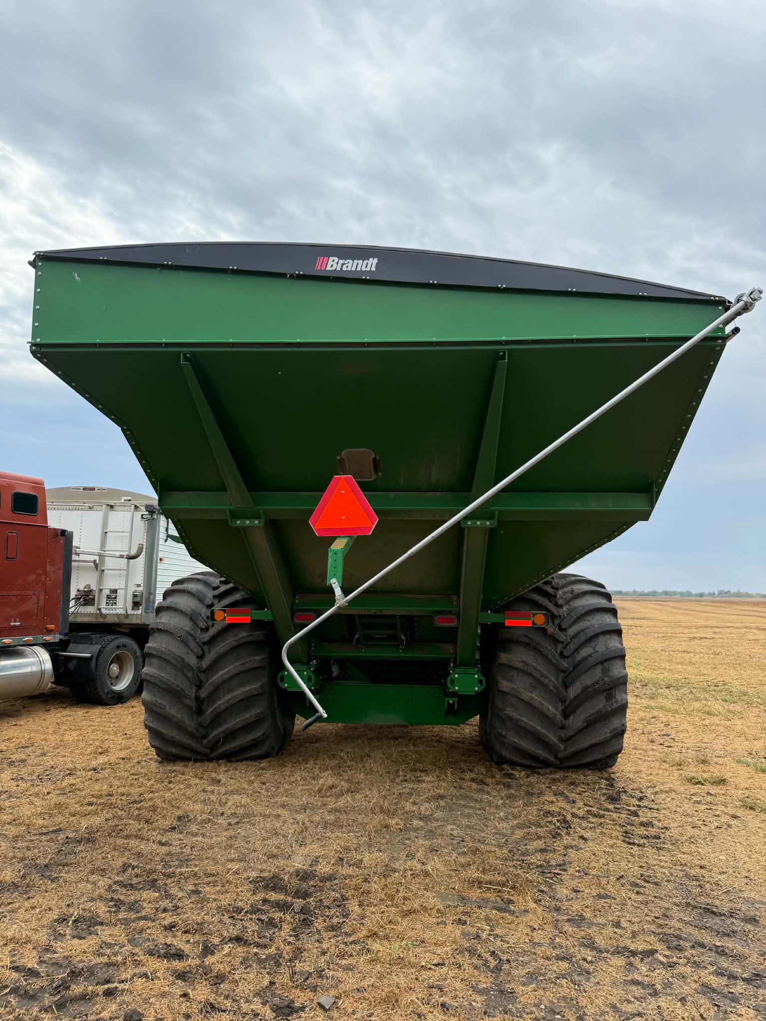 2023 Brandt 1520XT Grain Cart