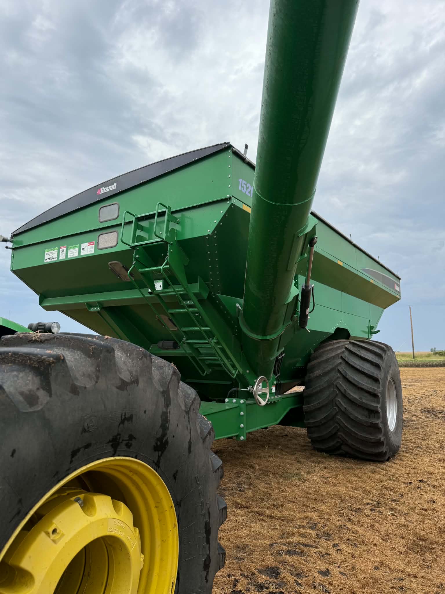2023 Brandt 1520XT Grain Cart